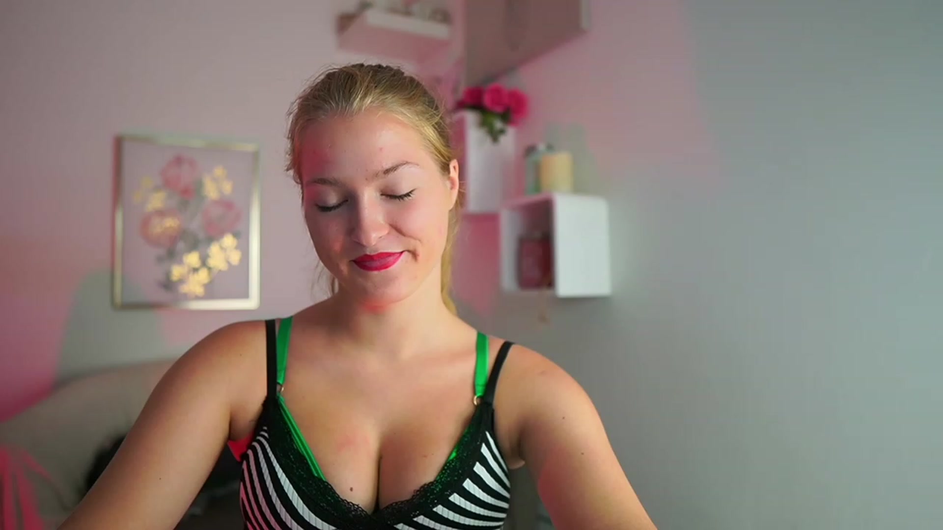 Gallery image thumbnail from Mia_Melano_'s myfreecams stream on, 01/25/2024, 22:10 image 4 of 20
