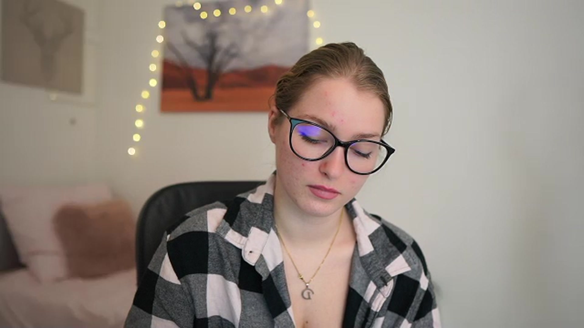 Gallery image thumbnail from Mia_Melano_'s myfreecams stream on, 02/02/2024, 13:15 image 15 of 20