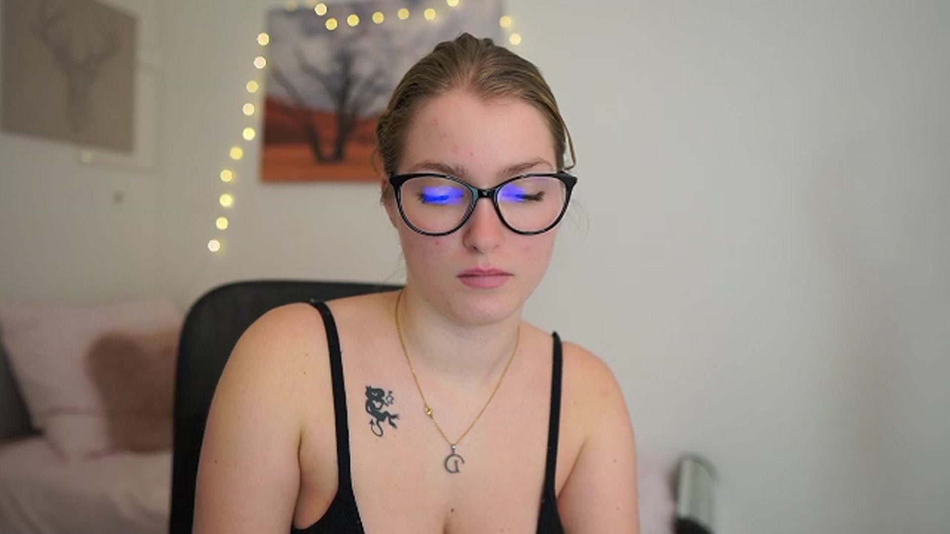 Gallery image thumbnail from Mia_Melano_'s myfreecams stream on, 02/02/2024, 14:06 image 4 of 20