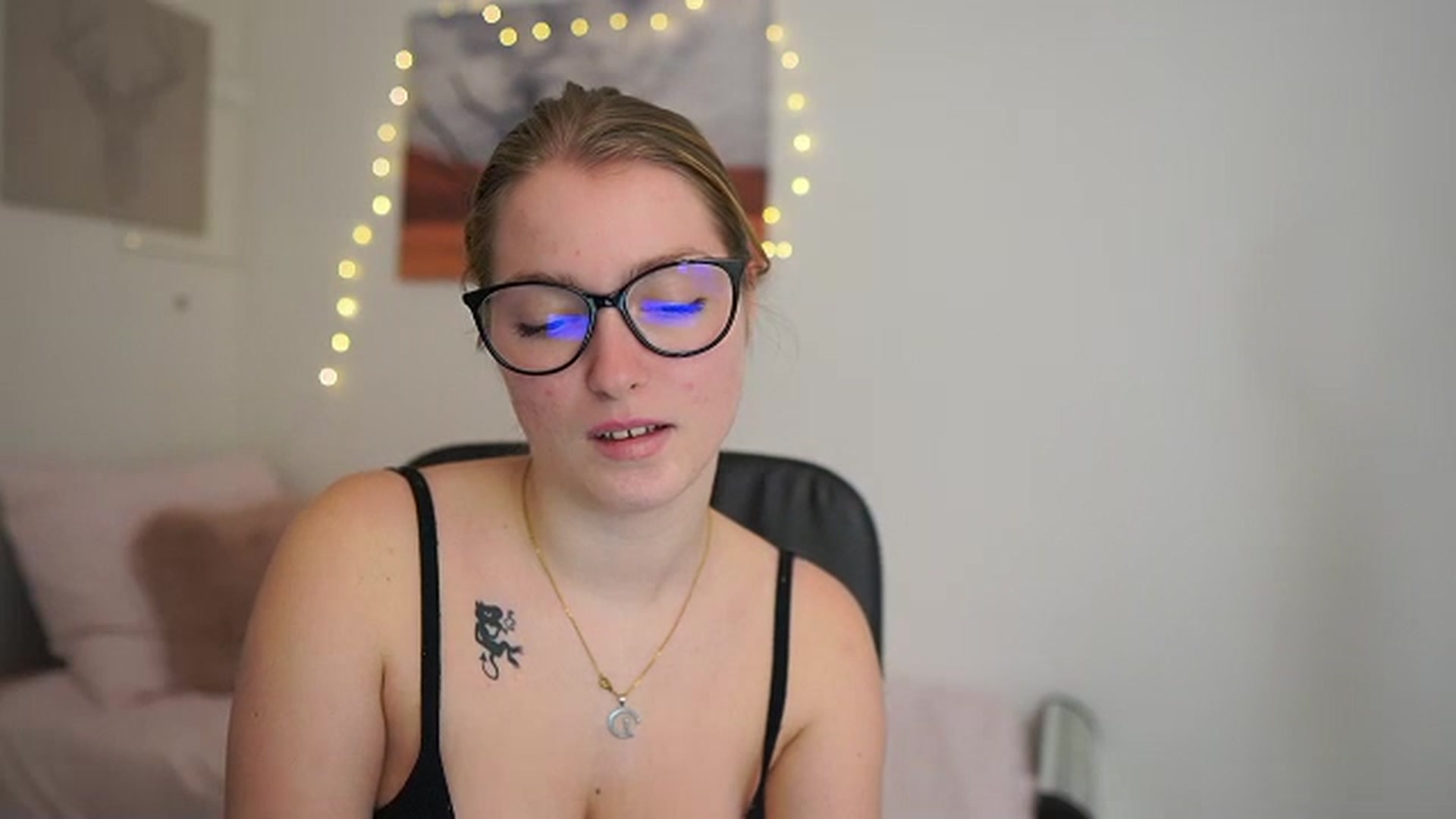 Gallery image thumbnail from Mia_Melano_'s myfreecams stream on, 02/02/2024, 14:06 image 19 of 20