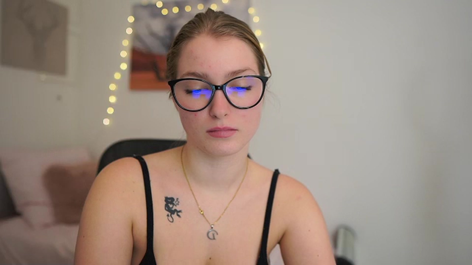 Gallery image thumbnail from Mia_Melano_'s myfreecams stream on, 02/02/2024, 14:06 image 7 of 20