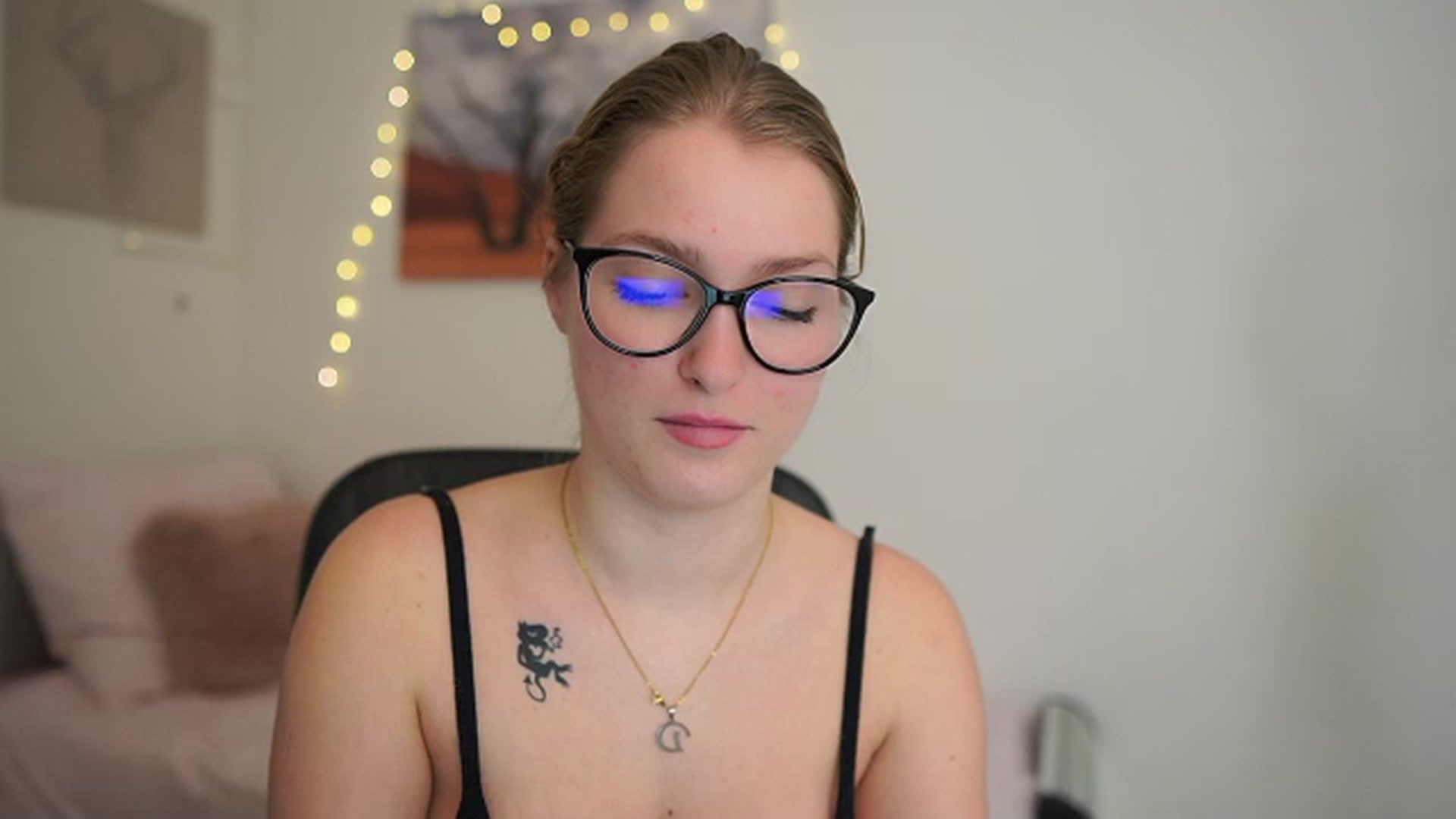 Gallery image thumbnail from Mia_Melano_'s myfreecams stream on, 02/02/2024, 14:06 image 11 of 20
