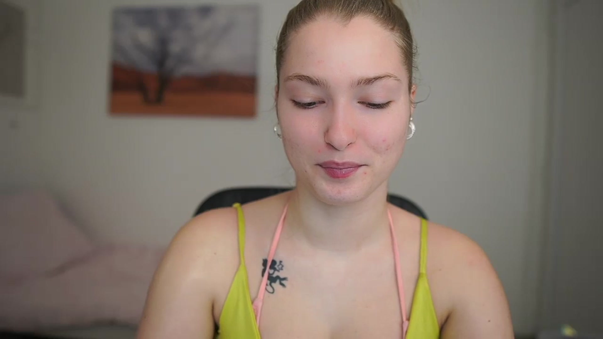 Gallery image thumbnail from Mia_Melano_'s myfreecams stream on, 03/09/2024, 10:01 image 16 of 20