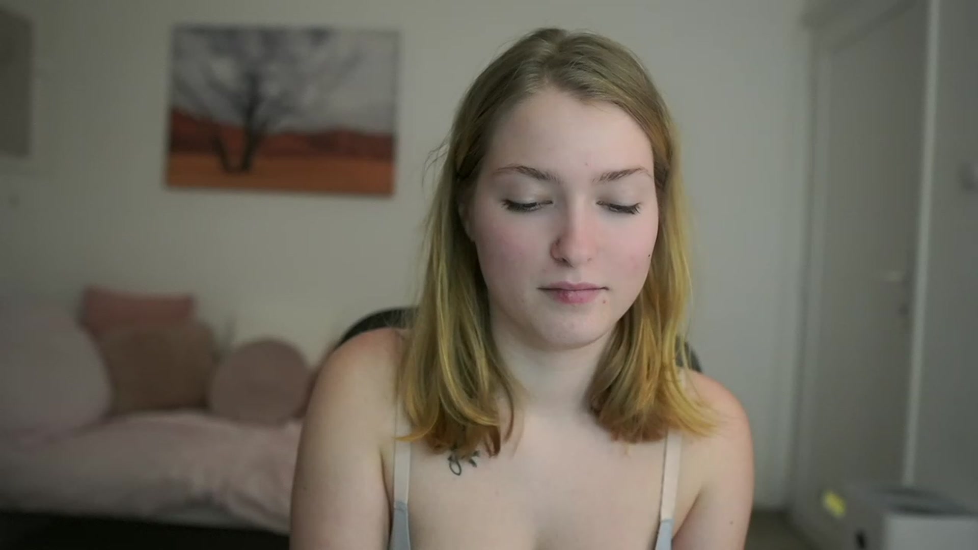 Gallery image thumbnail from Mia_Melano_'s myfreecams stream on, 03/11/2024, 14:21 image 12 of 20
