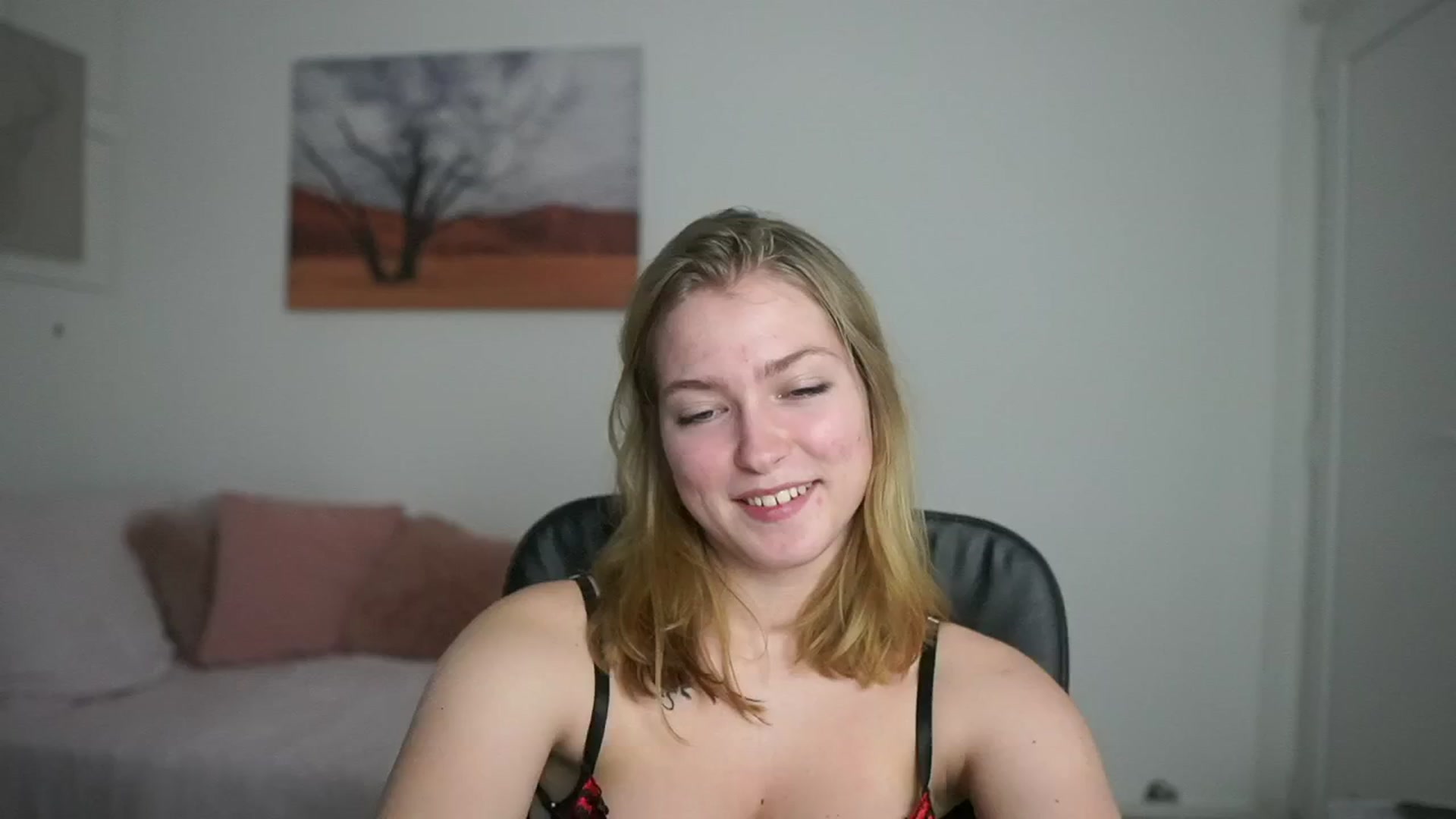 Gallery image thumbnail from Mia_Melano_'s myfreecams stream on, 03/12/2024, 15:54 image 19 of 20