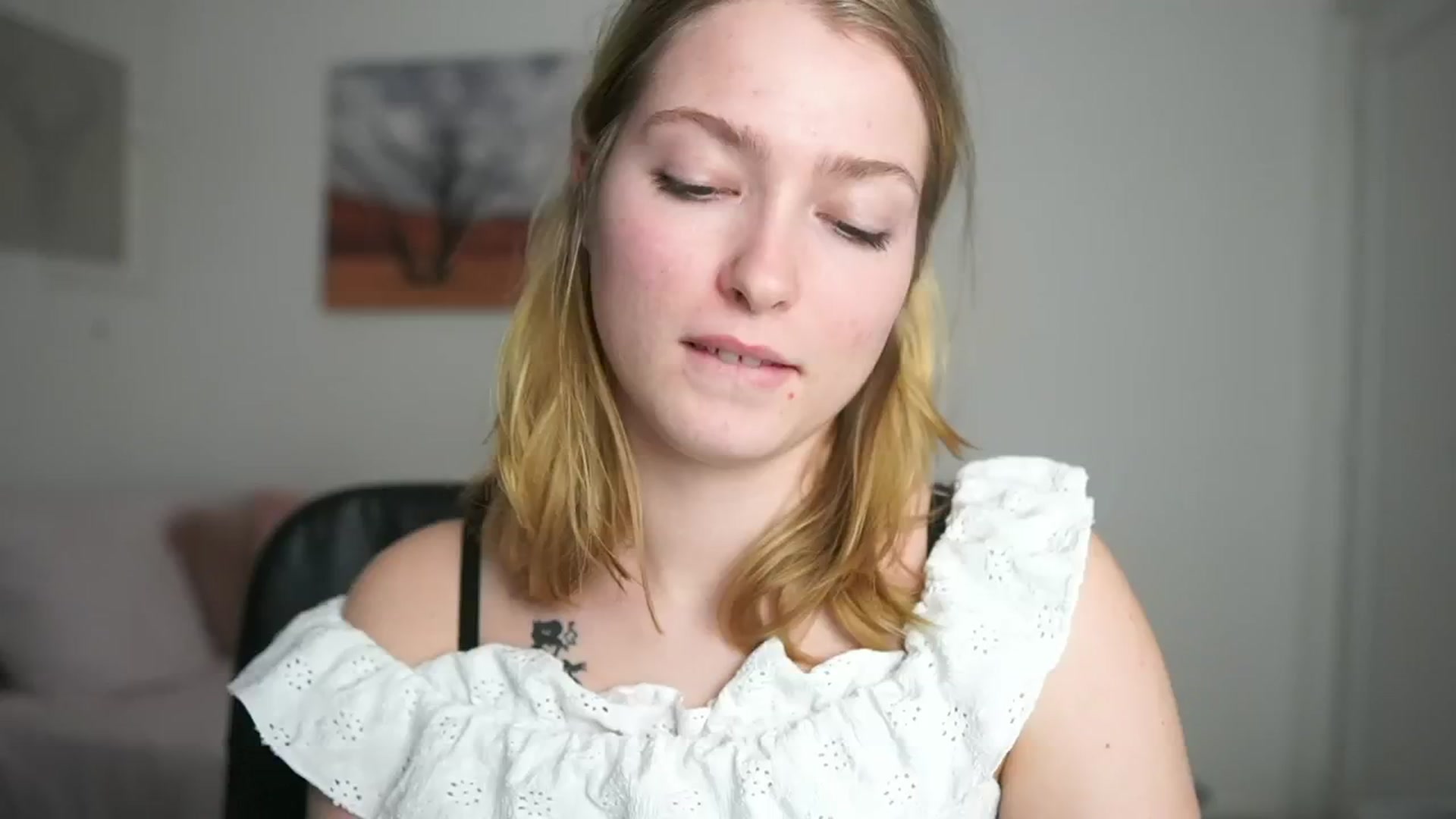 Gallery image thumbnail from Mia_Melano_'s myfreecams stream on, 03/12/2024, 17:33 image 12 of 20