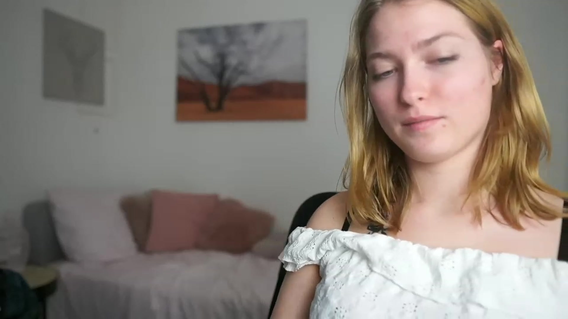 Gallery image thumbnail from Mia_Melano_'s myfreecams stream on, 03/12/2024, 19:55 image 5 of 20