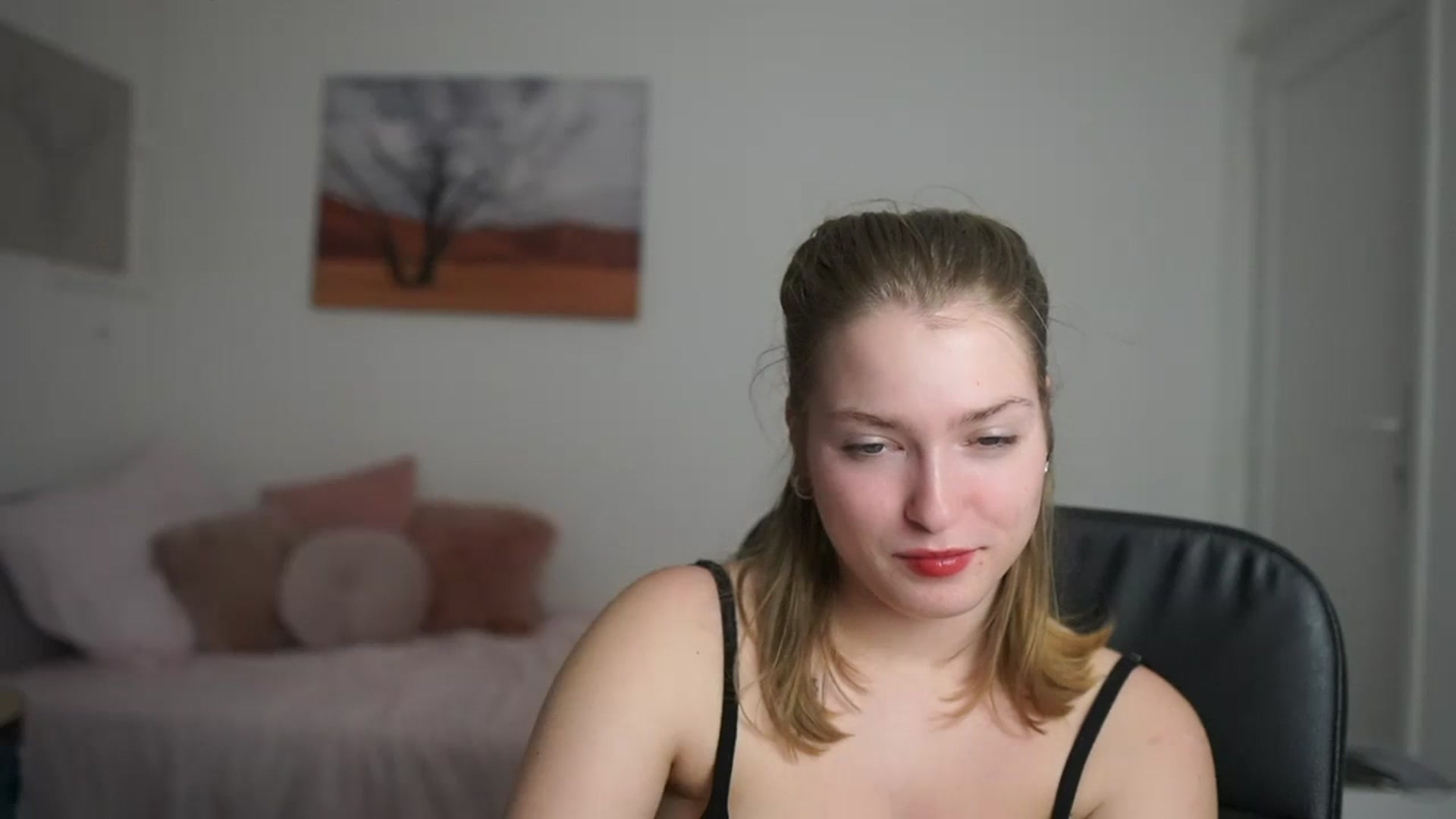 Gallery image thumbnail from Mia_Melano_'s myfreecams stream on, 03/14/2024, 20:11 image 13 of 20