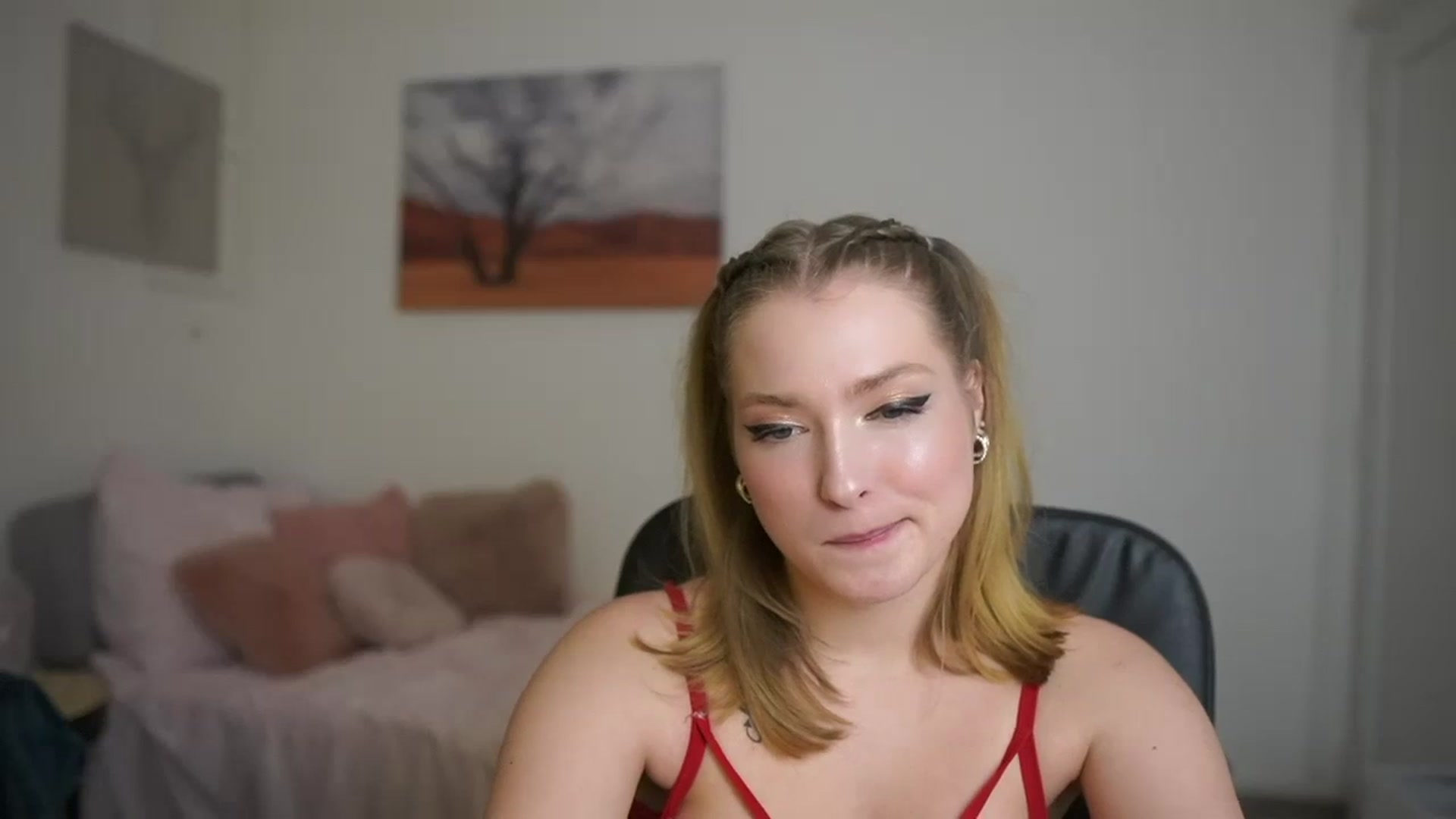 Gallery image thumbnail from Mia_Melano_'s myfreecams stream on, 03/16/2024, 17:39 image 17 of 20
