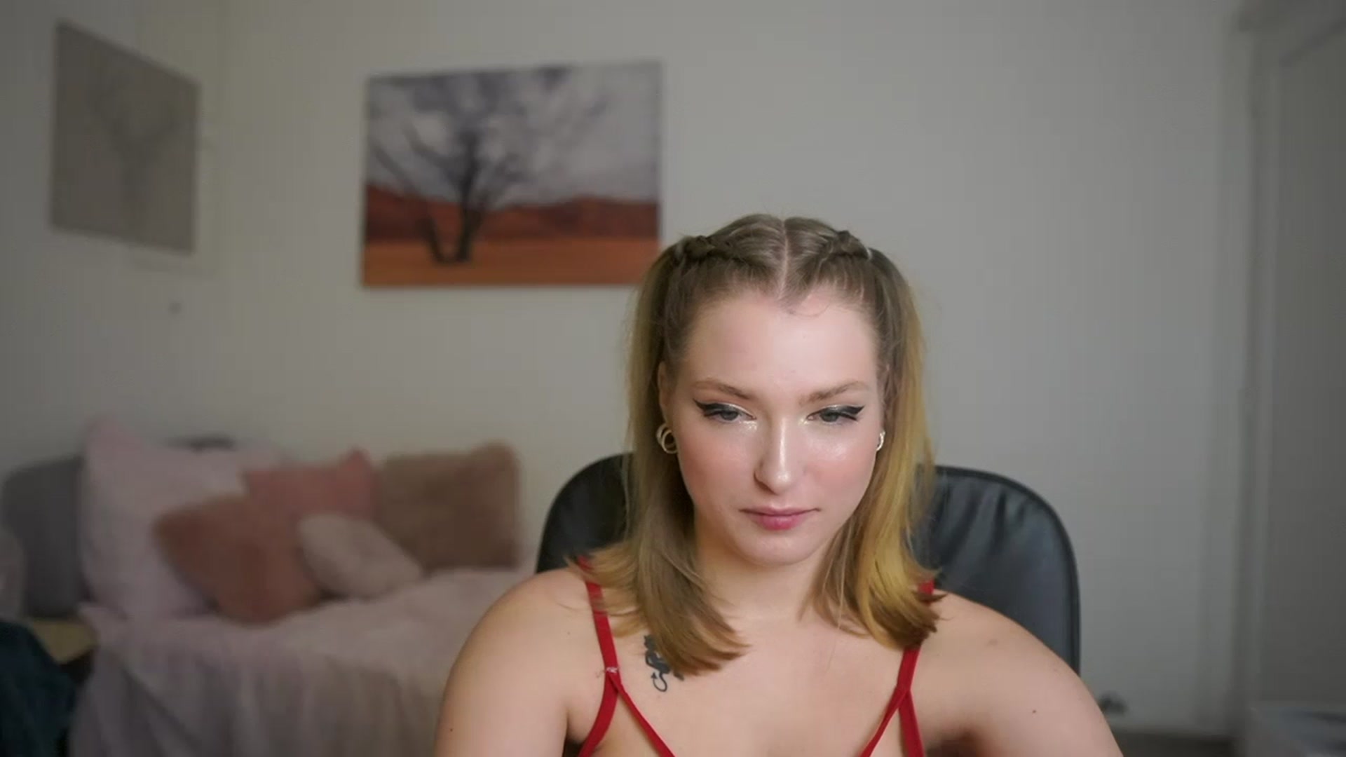 Gallery image thumbnail from Mia_Melano_'s myfreecams stream on, 03/16/2024, 17:39 image 20 of 20