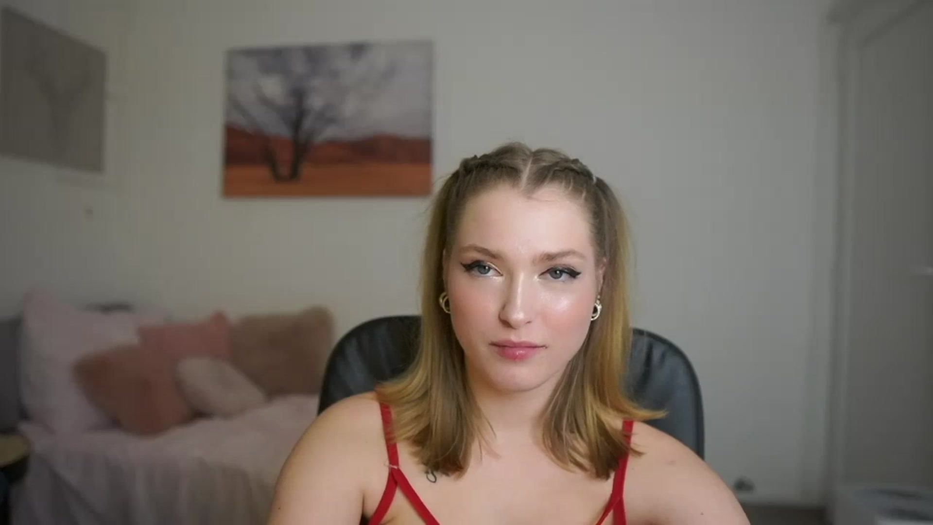 Gallery image thumbnail from Mia_Melano_'s myfreecams stream on, 03/16/2024, 19:00 image 2 of 20