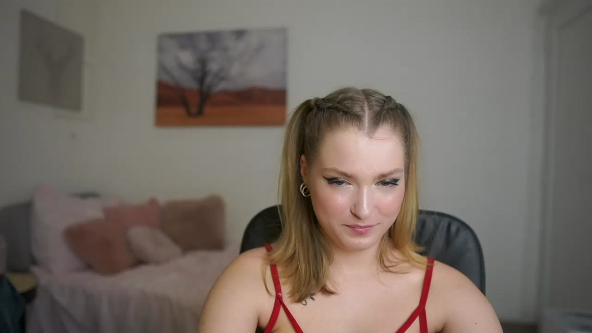 Gallery image thumbnail from Mia_Melano_'s myfreecams stream on, 03/16/2024, 19:00 image 9 of 20