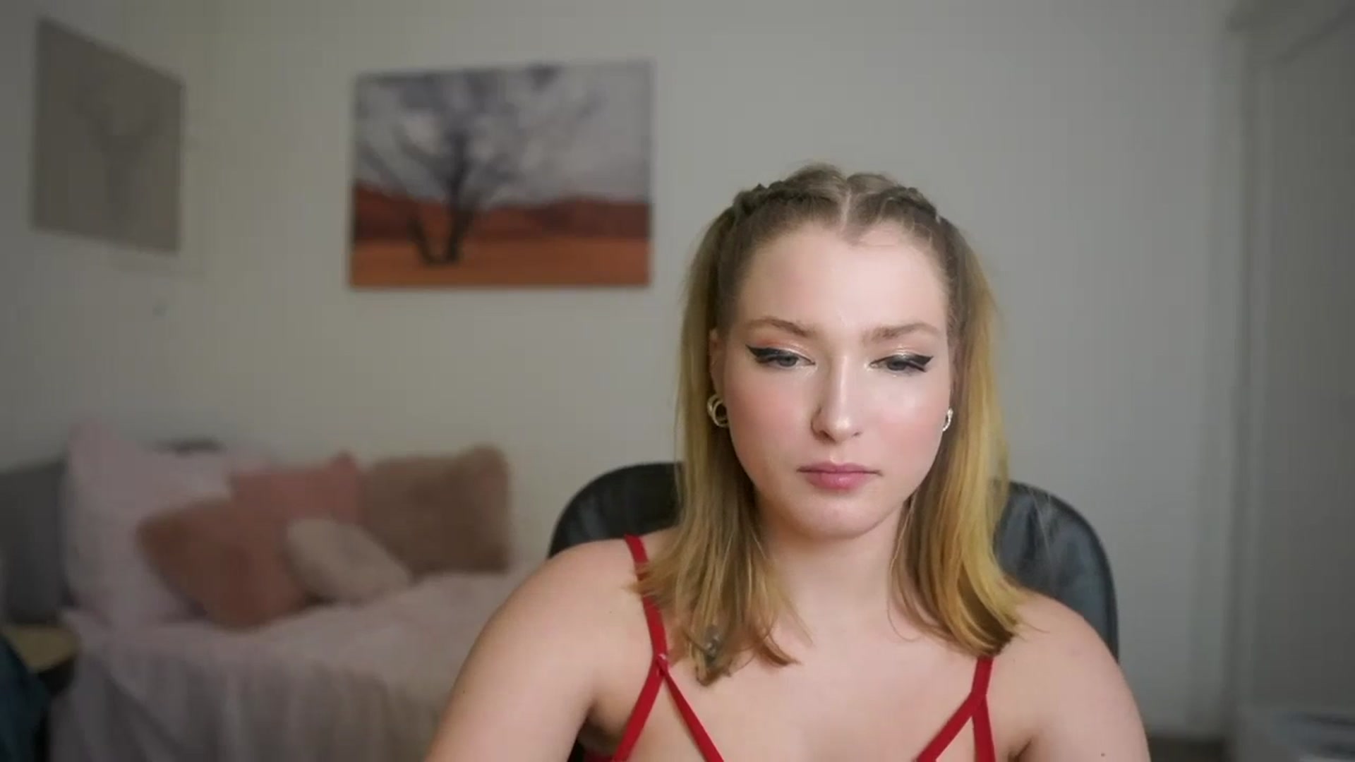 Gallery image thumbnail from Mia_Melano_'s myfreecams stream on, 03/16/2024, 19:00 image 6 of 20