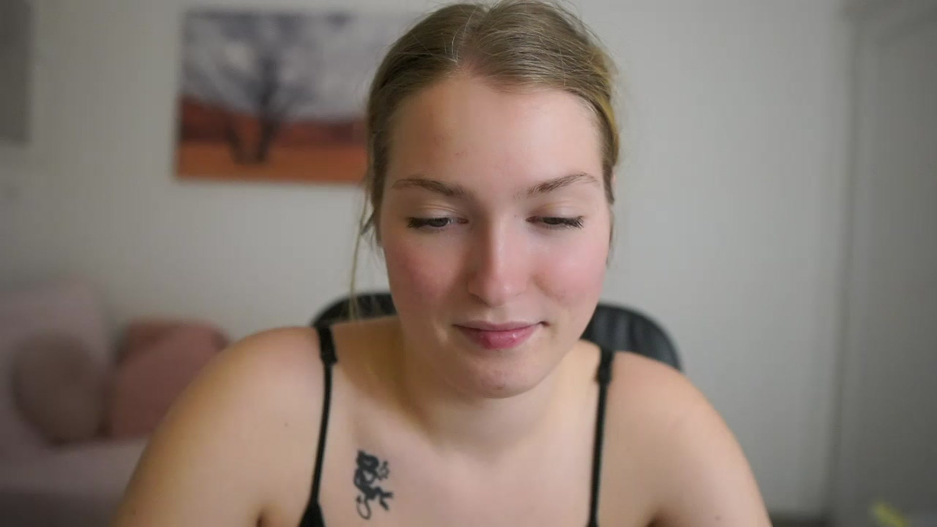 Gallery image thumbnail from Mia_Melano_'s myfreecams stream on, 03/25/2024, 17:19 image 19 of 20