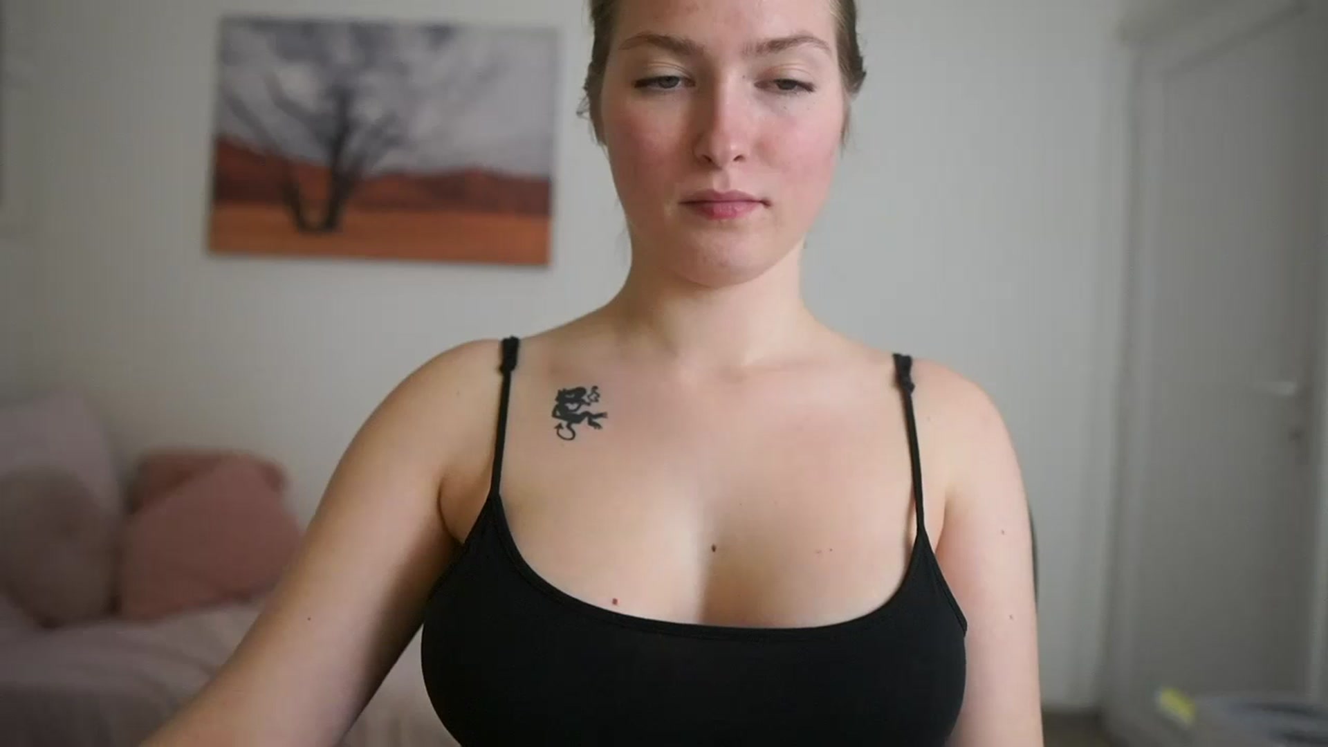 Gallery image thumbnail from Mia_Melano_'s myfreecams stream on, 03/25/2024, 19:25 image 11 of 20