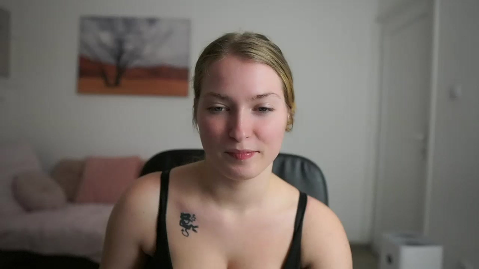 Gallery image thumbnail from Mia_Melano_'s myfreecams stream on, 03/27/2024, 16:23 image 2 of 20