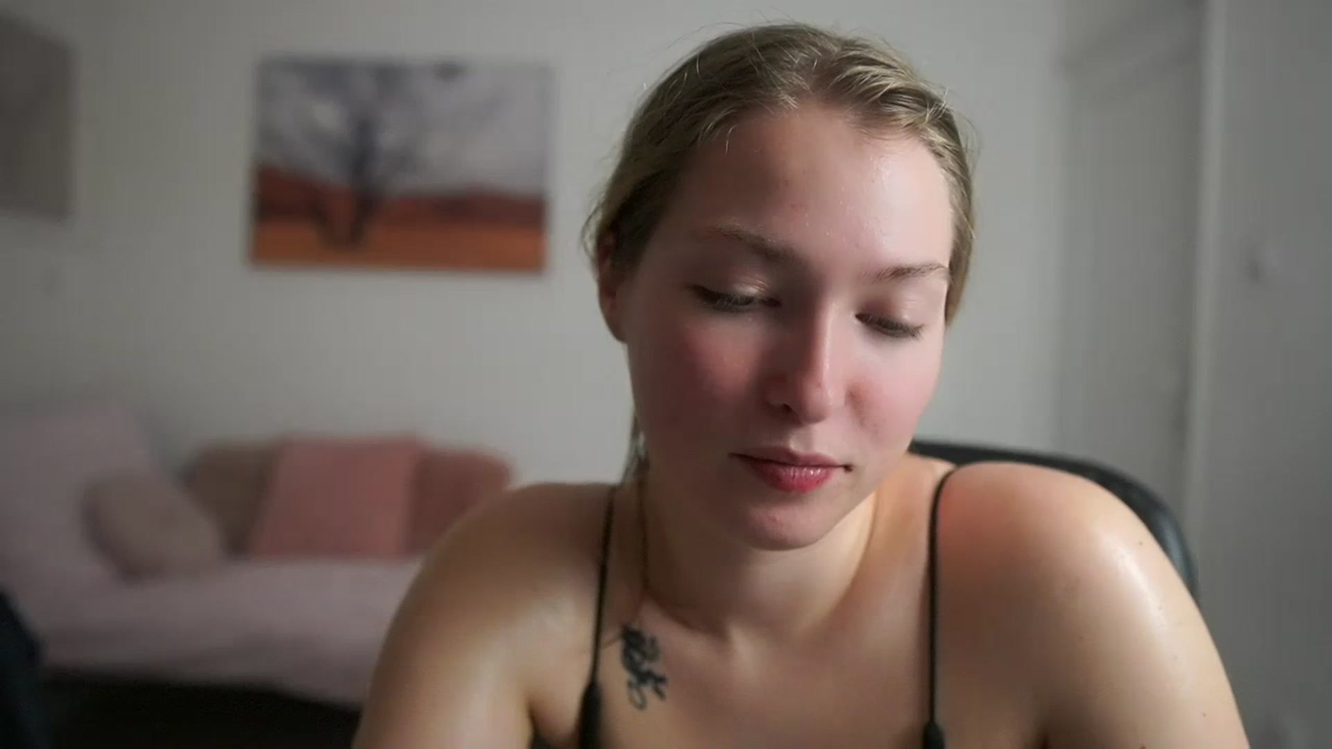 Gallery image thumbnail from Mia_Melano_'s myfreecams stream on, 03/27/2024, 19:19 image 13 of 20