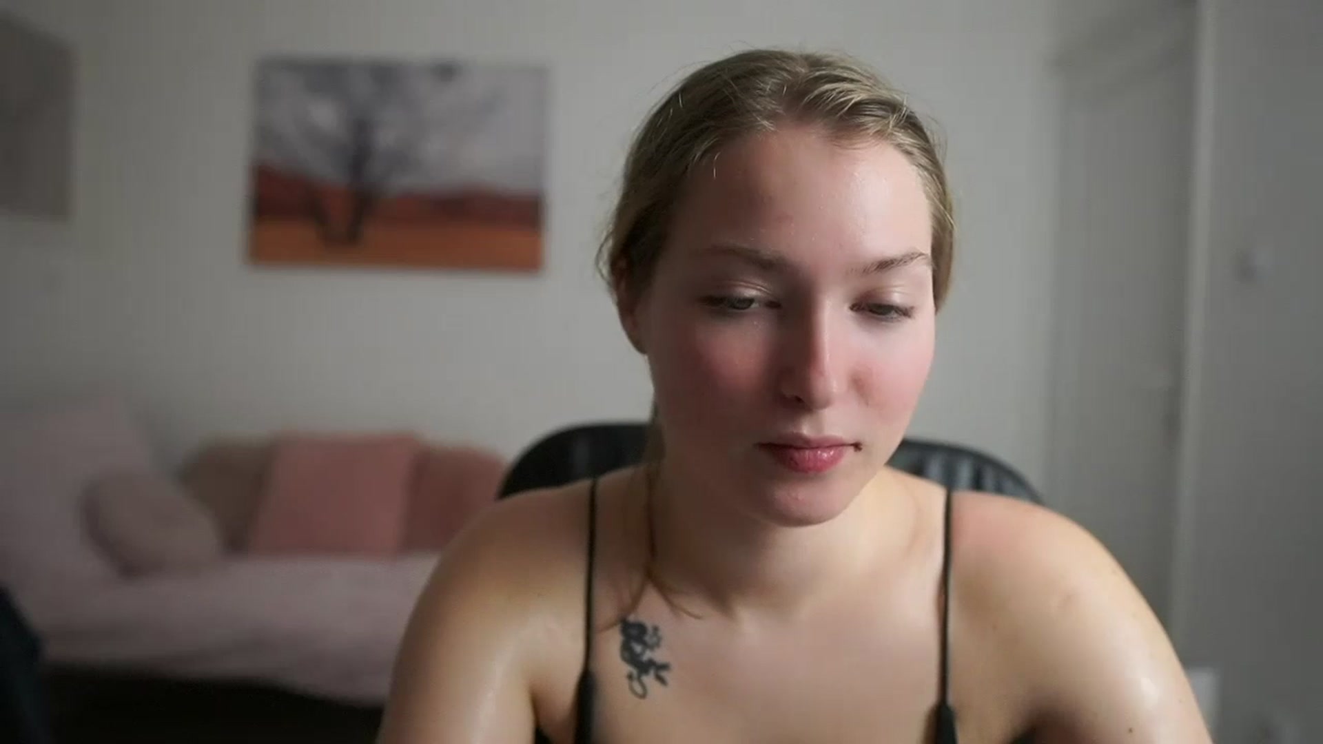 Gallery image thumbnail from Mia_Melano_'s myfreecams stream on, 03/27/2024, 19:19 image 16 of 20