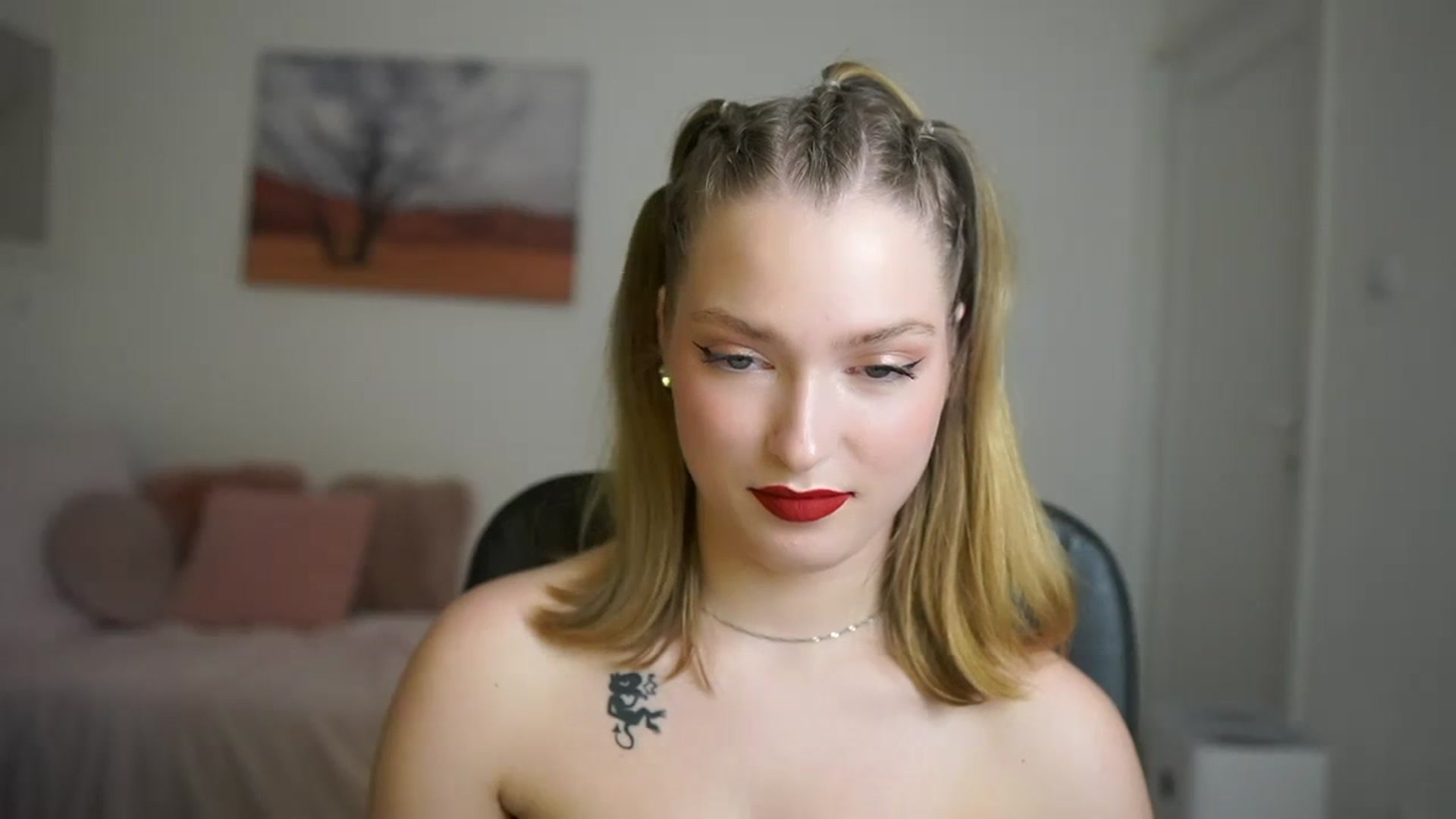 Gallery image thumbnail from Mia_Melano_'s myfreecams stream on, 03/28/2024, 16:52 image 17 of 20