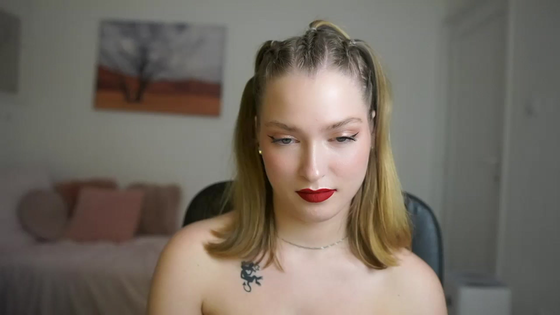 Gallery image thumbnail from Mia_Melano_'s myfreecams stream on, 03/28/2024, 16:52 image 19 of 20