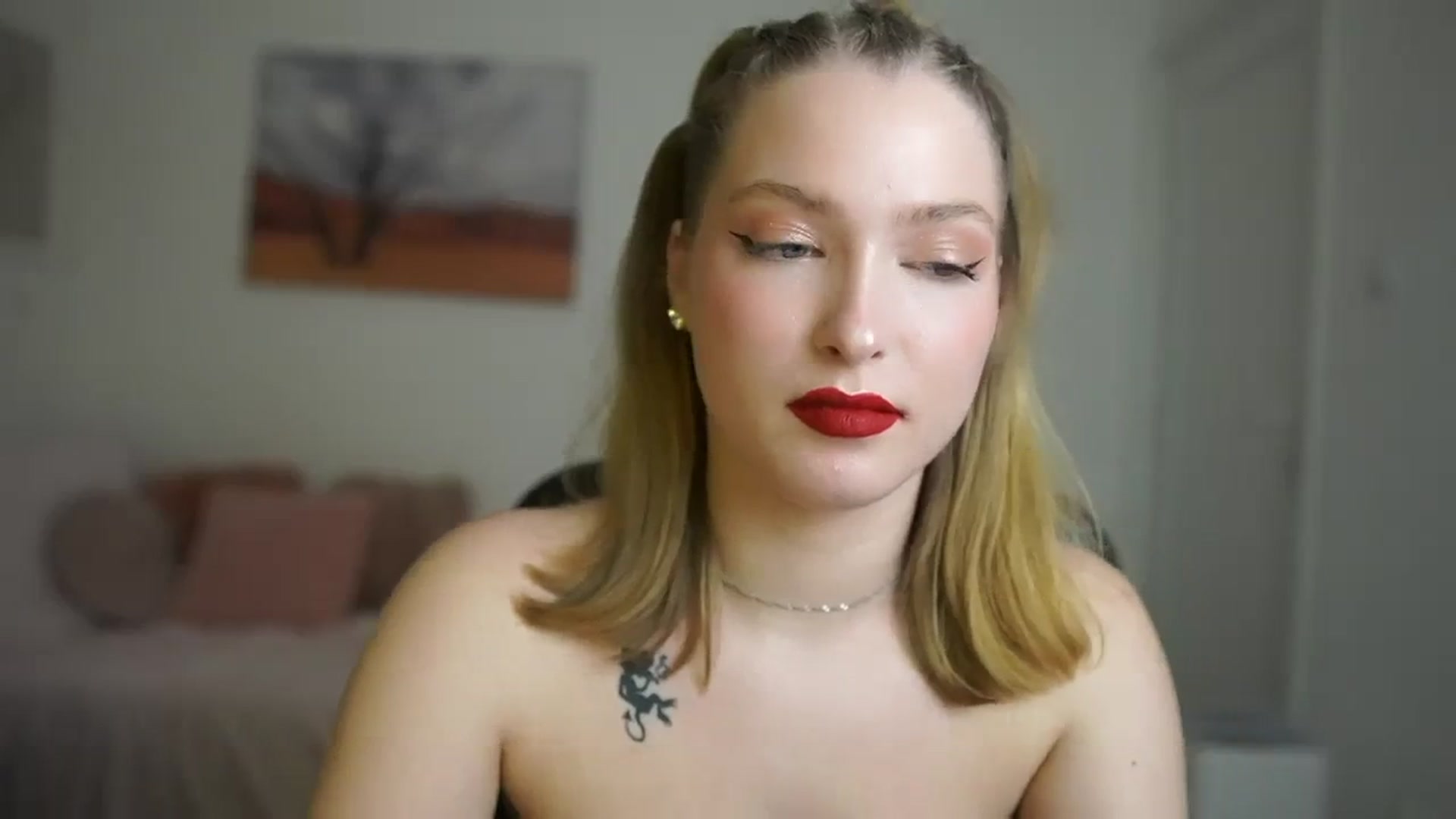 Gallery image thumbnail from Mia_Melano_'s myfreecams stream on, 03/28/2024, 16:52 image 11 of 20