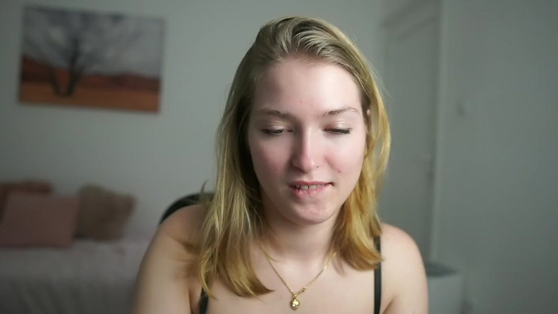 Gallery image thumbnail from Mia_Melano_'s myfreecams stream on, 04/01/2024, 11:56 image 15 of 20