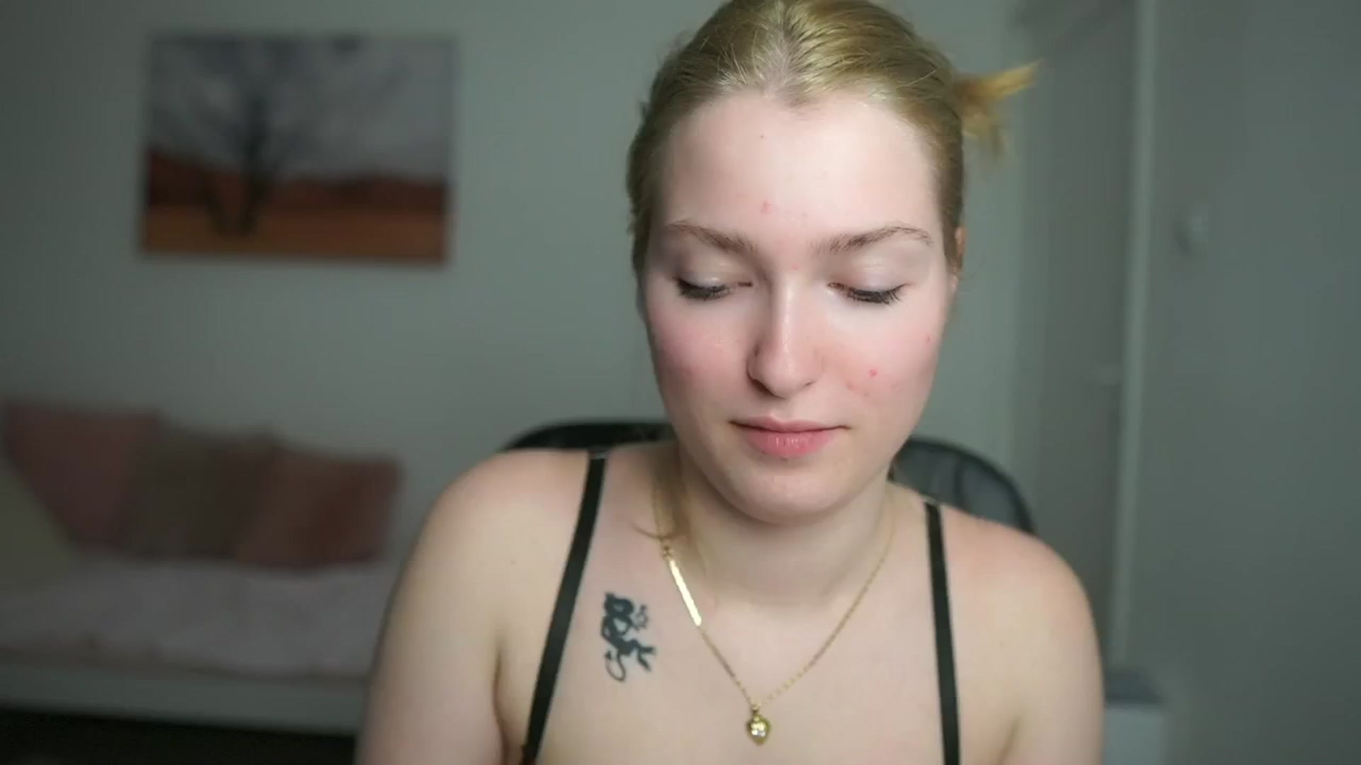 Gallery image thumbnail from Mia_Melano_'s myfreecams stream on, 04/24/2024, 01:55 image 12 of 20