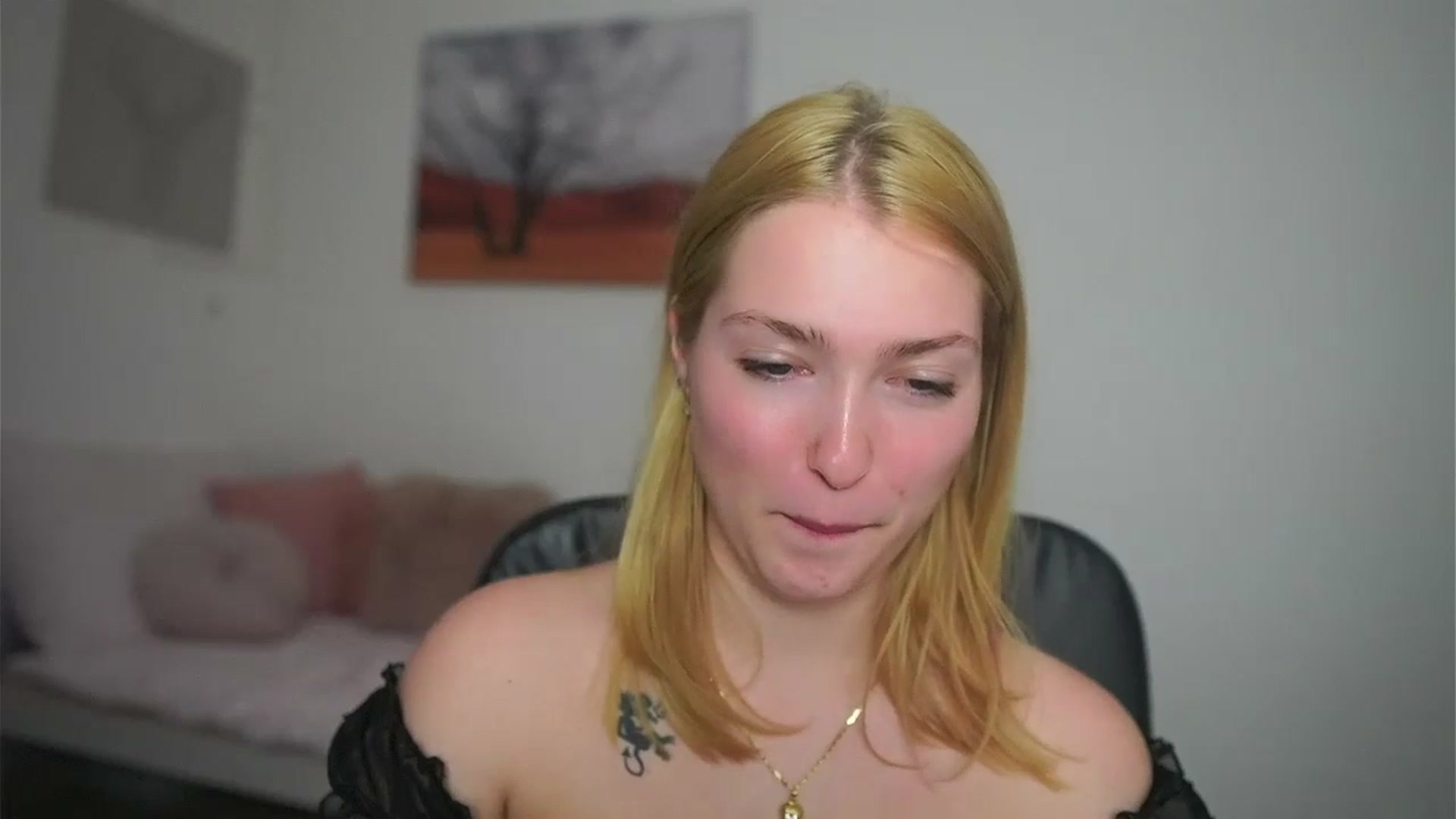 Gallery image thumbnail from Mia_Melano_'s myfreecams stream on, 05/07/2024, 10:24 image 19 of 20