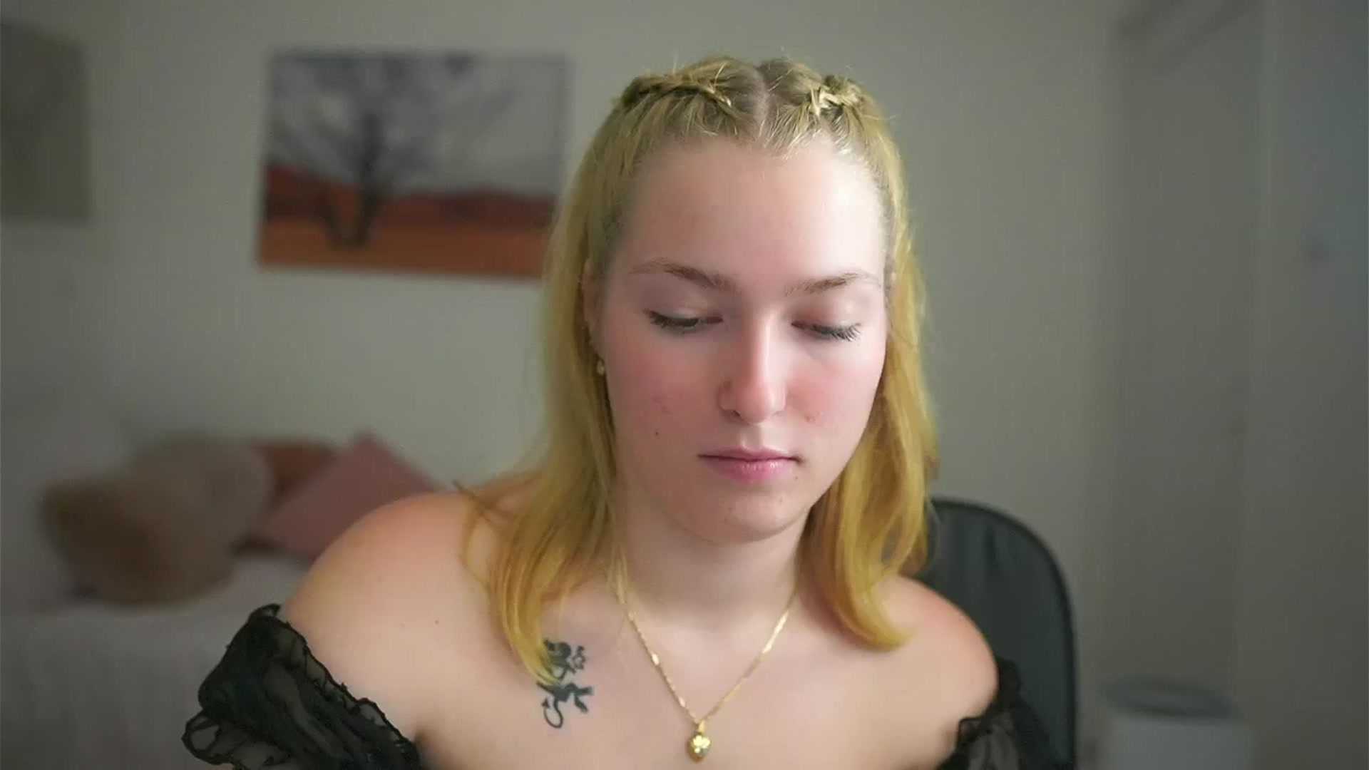 Gallery image thumbnail from Mia_Melano_'s myfreecams stream on, 05/24/2024, 15:50 image 13 of 20