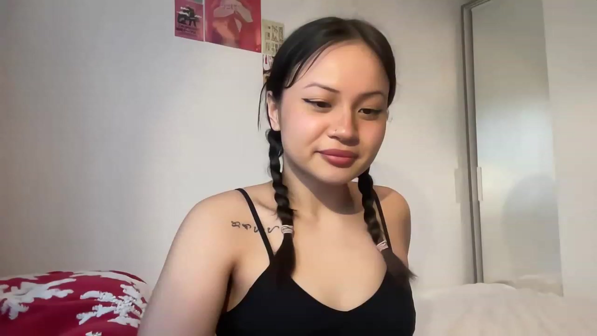 Gallery image thumbnail from Mia_Miyuki's myfreecams stream on, 12/05/2022, 13:46 image 1 of 20