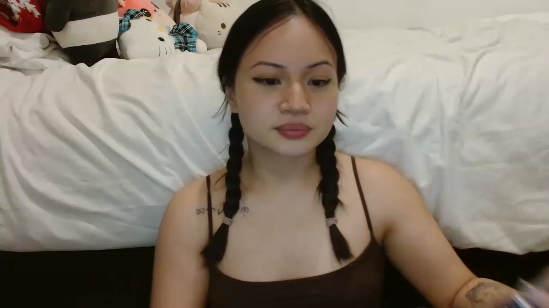 Gallery image thumbnail from Mia_Miyuki's myfreecams stream on, 01/02/2023, 23:41 image 19 of 20