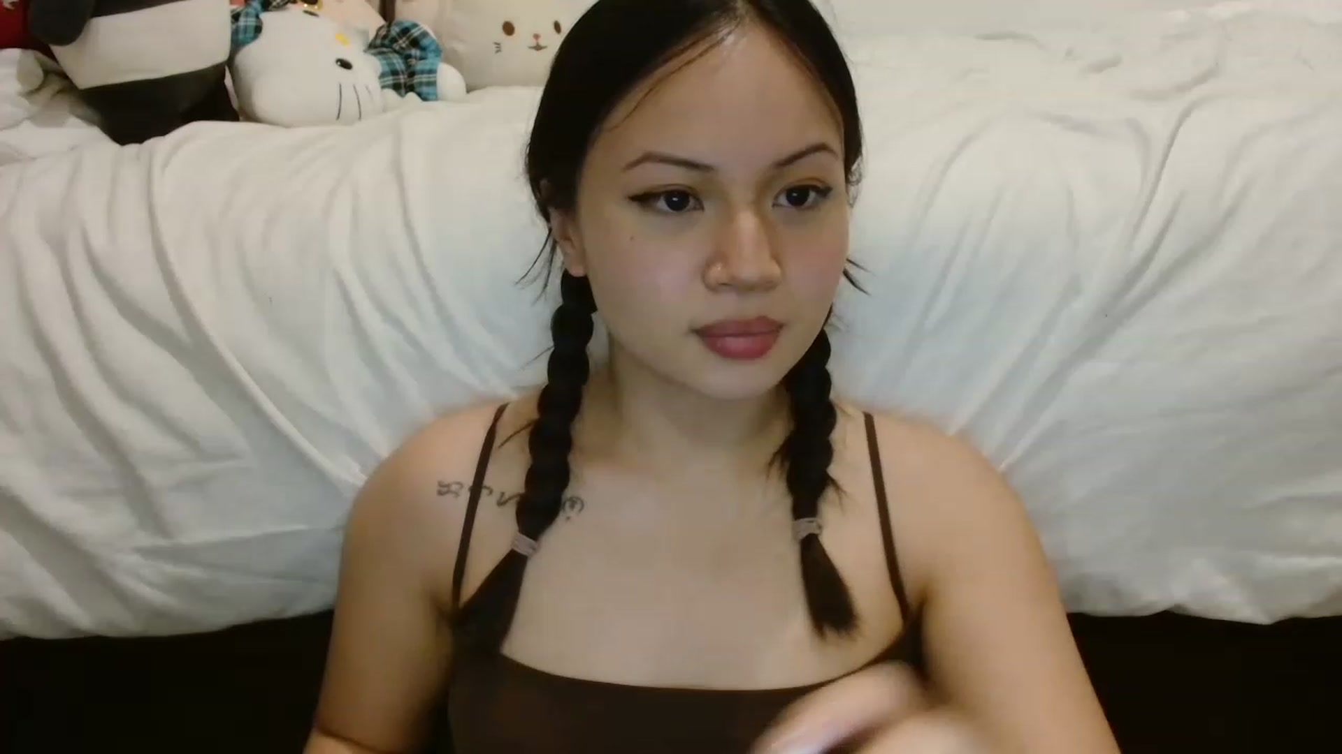 Gallery image thumbnail from Mia_Miyuki's myfreecams stream on, 01/02/2023, 23:41 image 13 of 20
