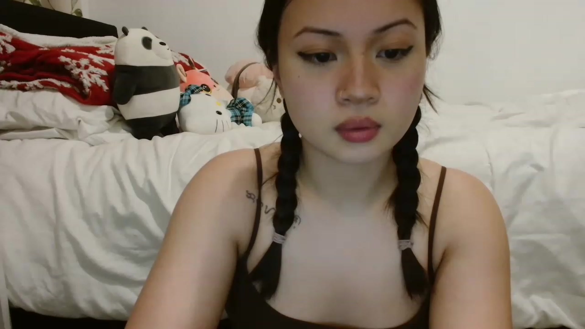 Gallery image thumbnail from Mia_Miyuki's myfreecams stream on, 01/02/2023, 23:41 image 1 of 20
