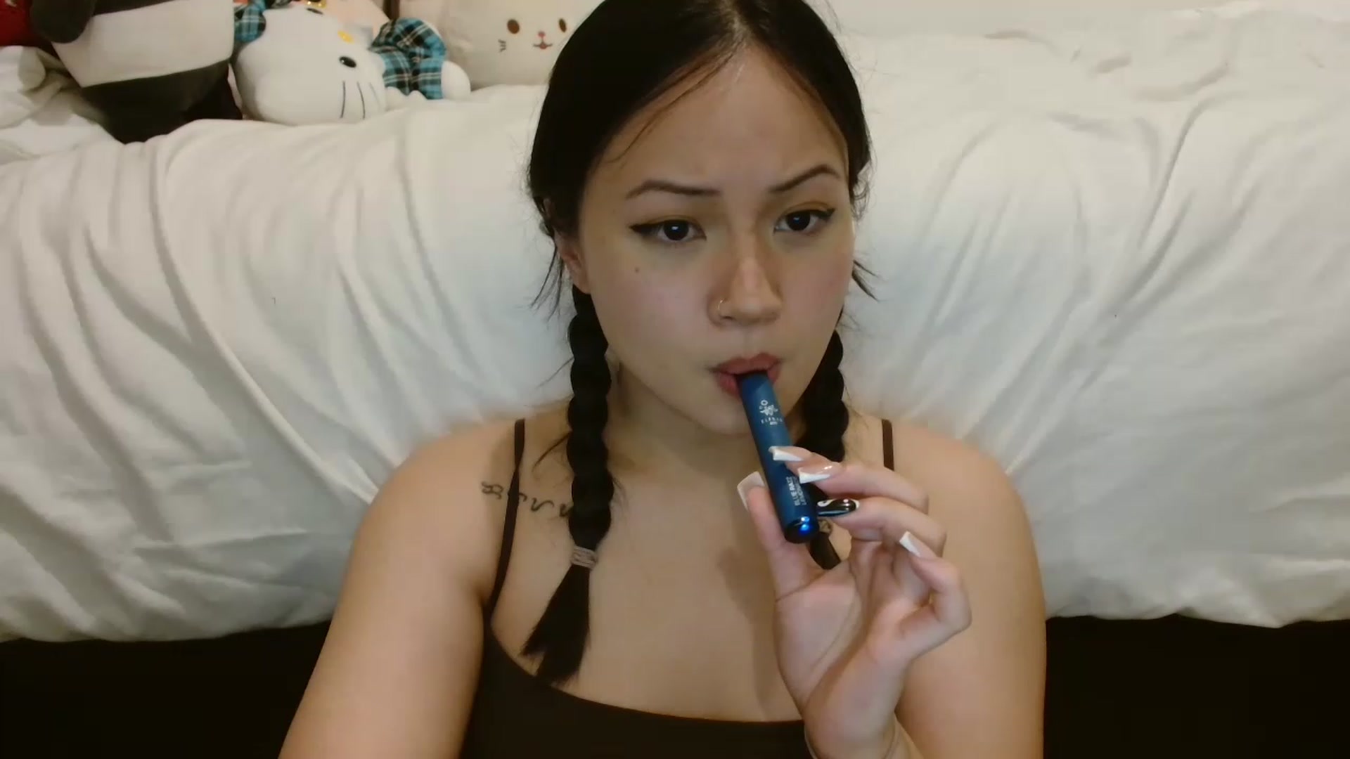 Gallery image thumbnail from Mia_Miyuki's myfreecams stream on, 01/02/2023, 23:41 image 14 of 20