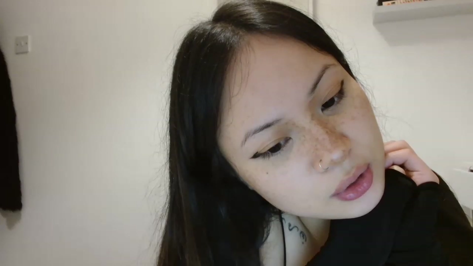 Gallery image thumbnail from Mia_Miyuki's myfreecams stream on, 01/08/2023, 02:29 image 13 of 20