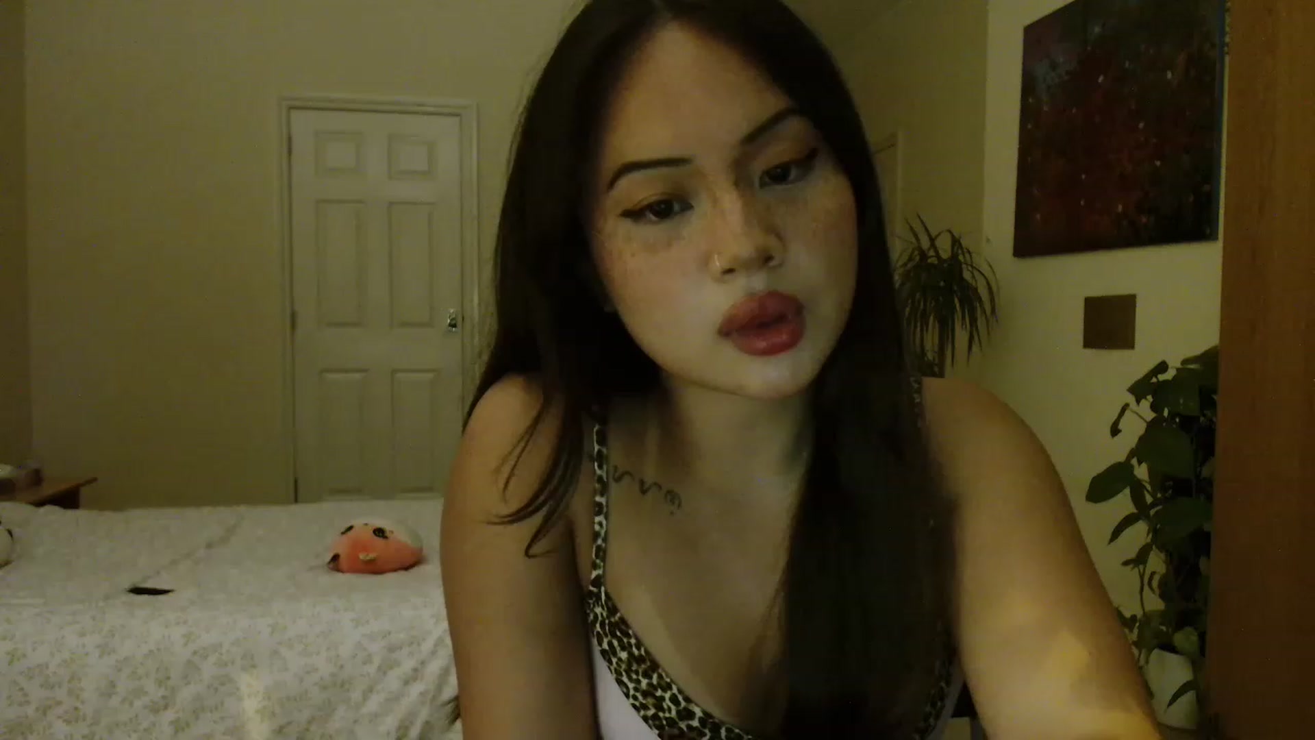 Gallery image thumbnail from Mia_Miyuki's myfreecams stream on, 04/19/2023, 20:22 image 8 of 20