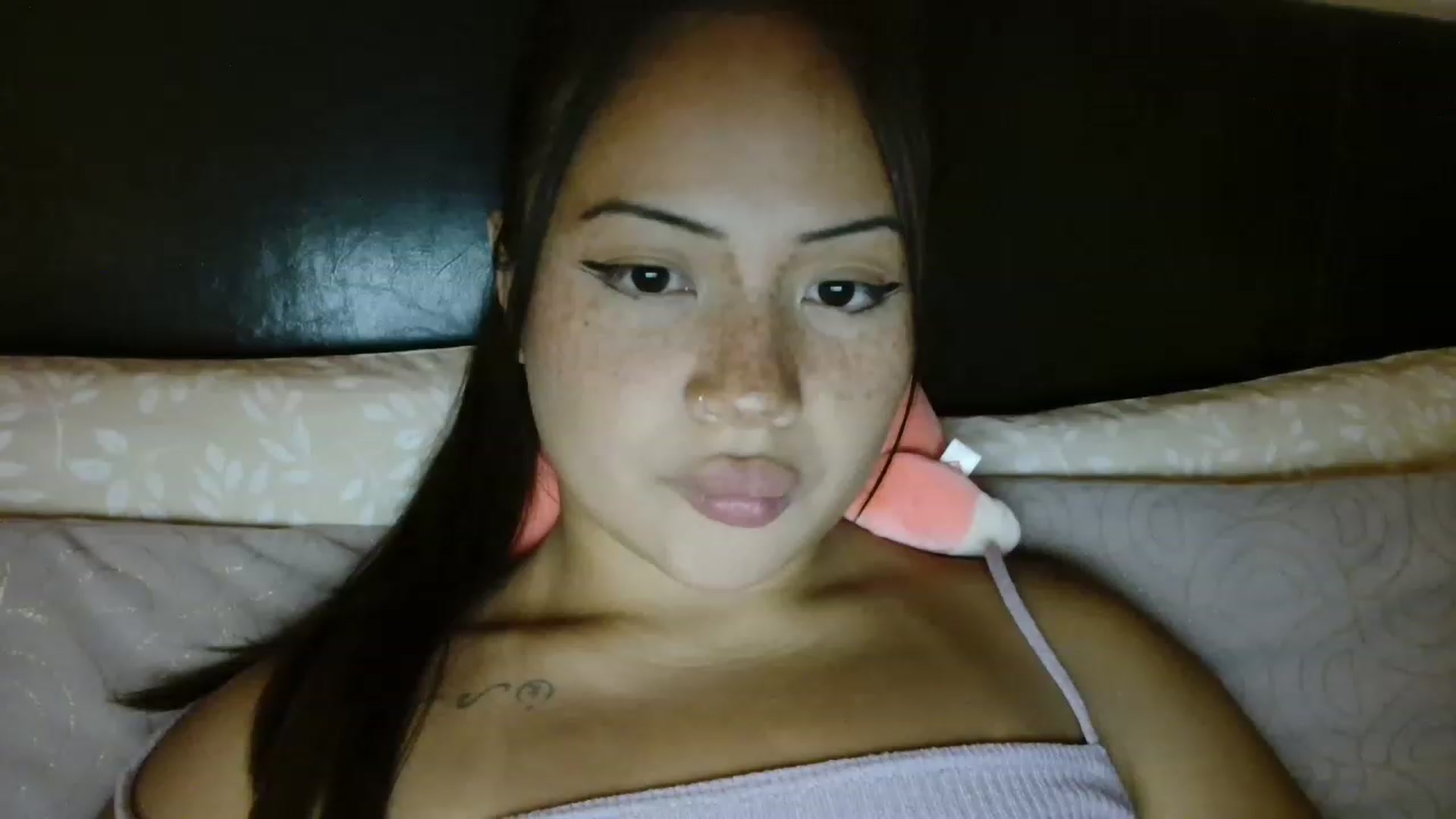 Gallery image thumbnail from Mia_Miyuki's myfreecams stream on, 05/16/2023, 21:30 image 15 of 20