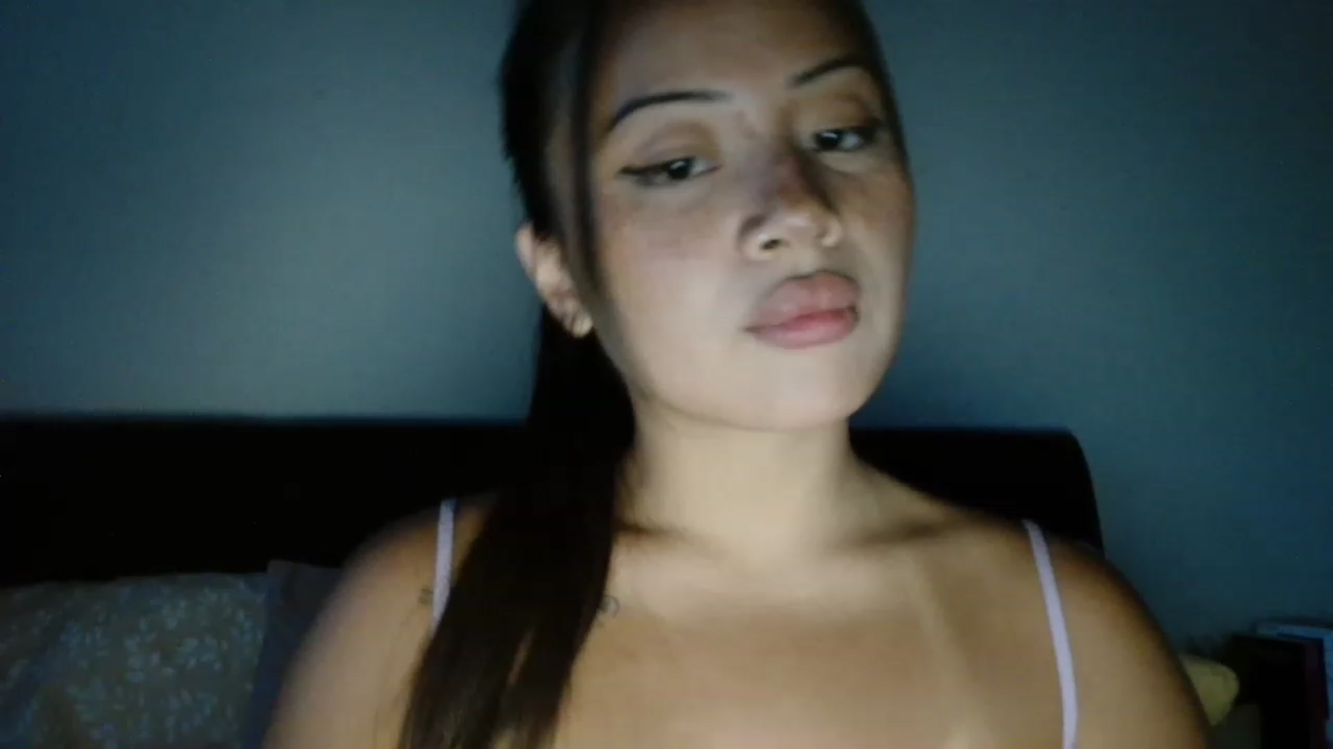 Gallery image thumbnail from Mia_Miyuki's myfreecams stream on, 05/16/2023, 21:30 image 3 of 20