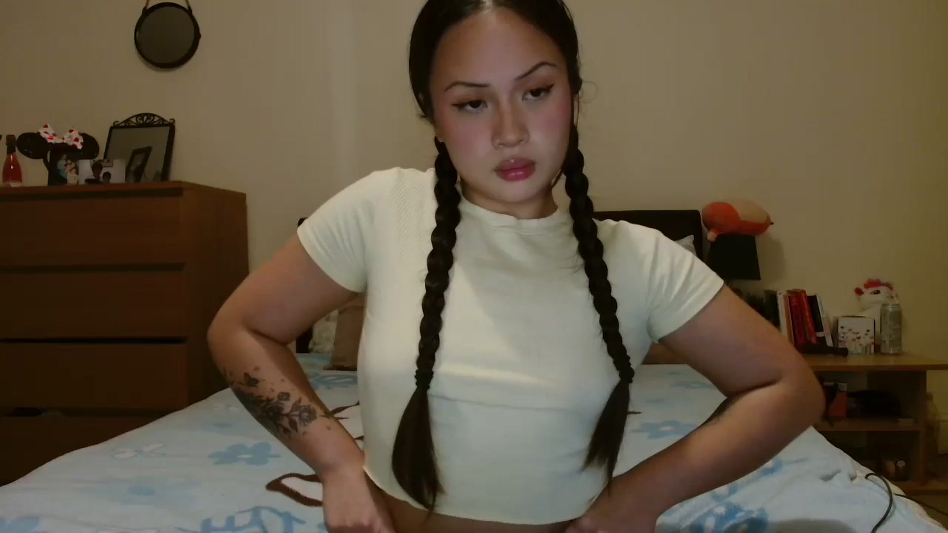 Gallery image thumbnail from Mia_Miyuki's myfreecams stream on, 01/25/2024, 19:05 image 4 of 20