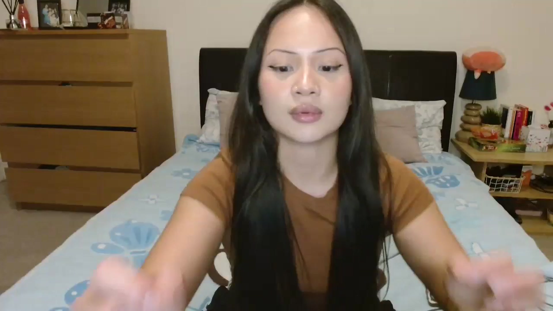 Gallery image thumbnail from Mia_Miyuki's myfreecams stream on, 02/02/2024, 19:23 image 13 of 20