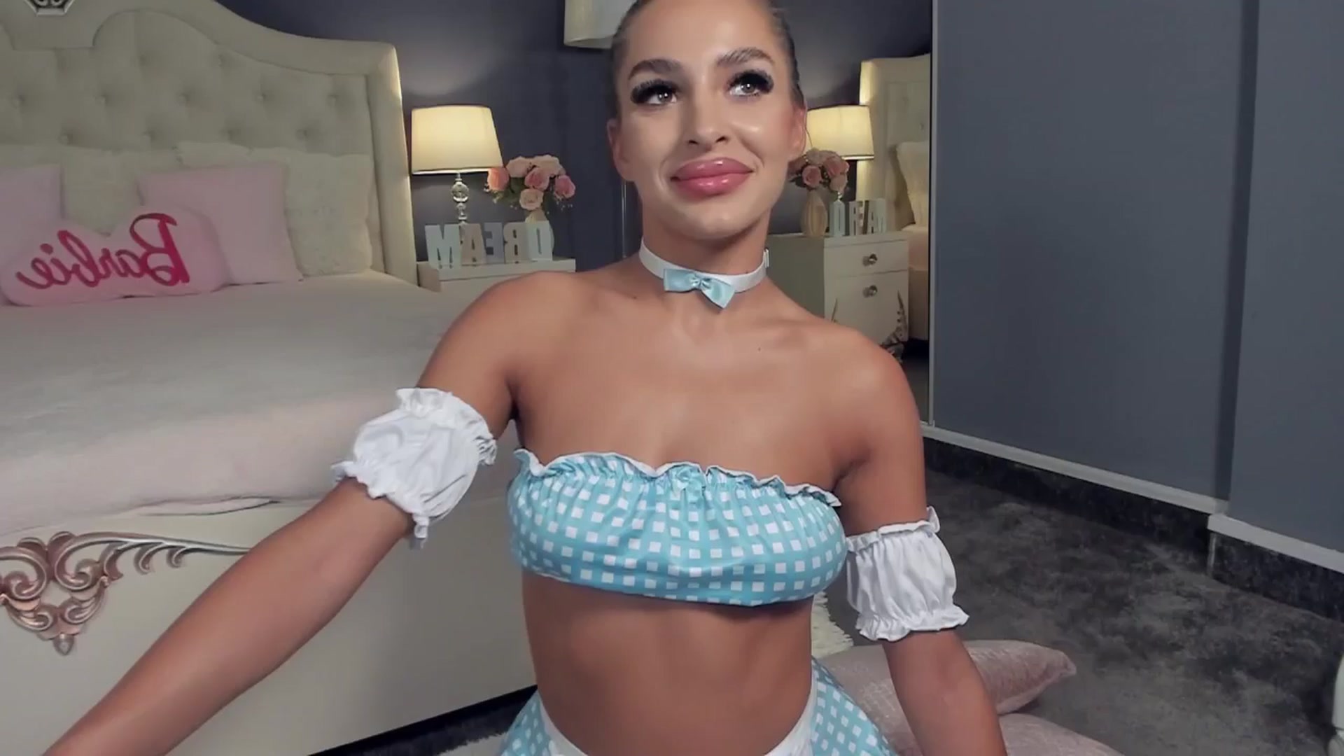 Gallery image thumbnail from Mia_Muse's myfreecams stream on, 07/16/2024, 13:51 image 15 of 20