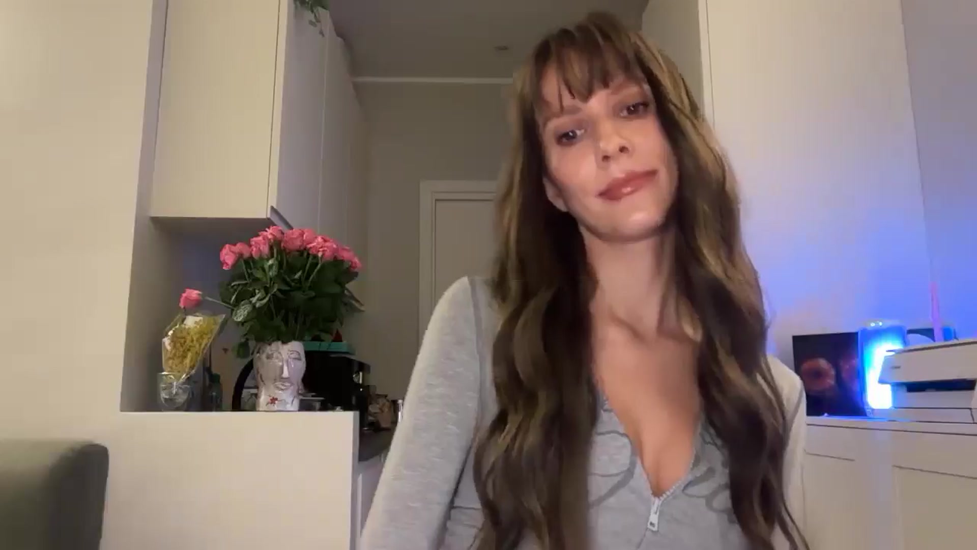 Gallery image thumbnail from Mia_Na's myfreecams stream on, 03/09/2026, 21:27 image 17 of 20