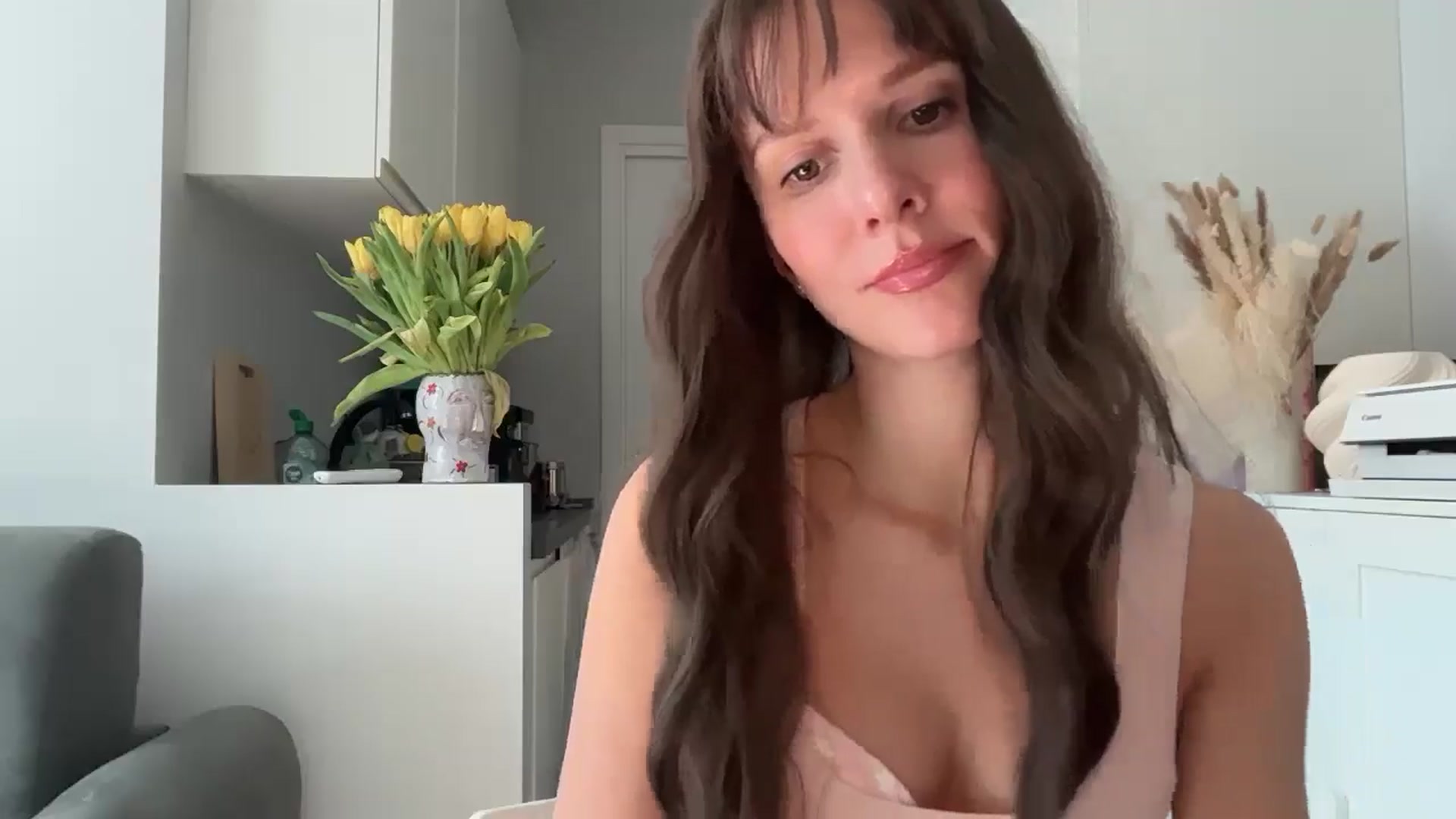 Gallery image thumbnail from Mia_Na's myfreecams stream on, 04/04/2026, 14:28 image 14 of 20