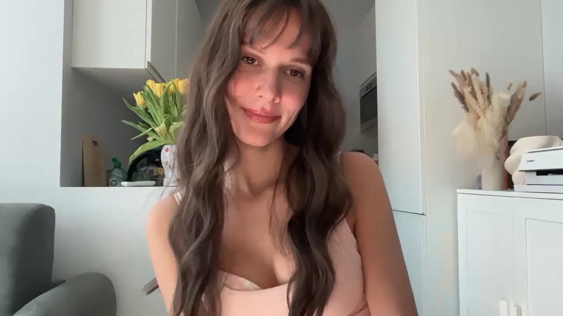 Gallery image thumbnail from Mia_Na's myfreecams stream on, 04/04/2026, 14:28 image 15 of 20