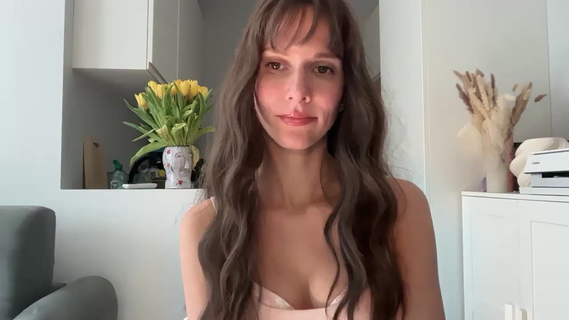 Gallery image thumbnail from Mia_Na's myfreecams stream on, 04/04/2026, 14:28 image 3 of 20