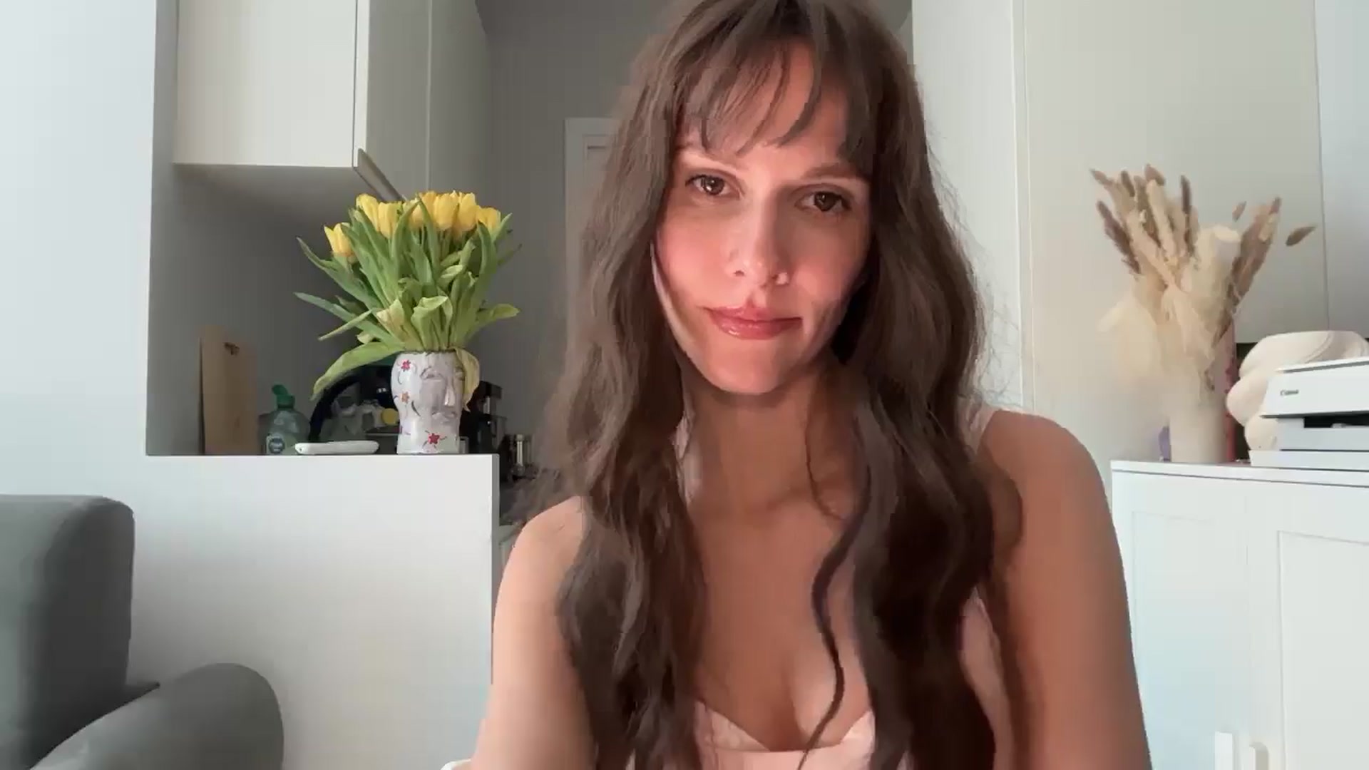 Gallery image thumbnail from Mia_Na's myfreecams stream on, 04/04/2026, 14:28 image 6 of 20