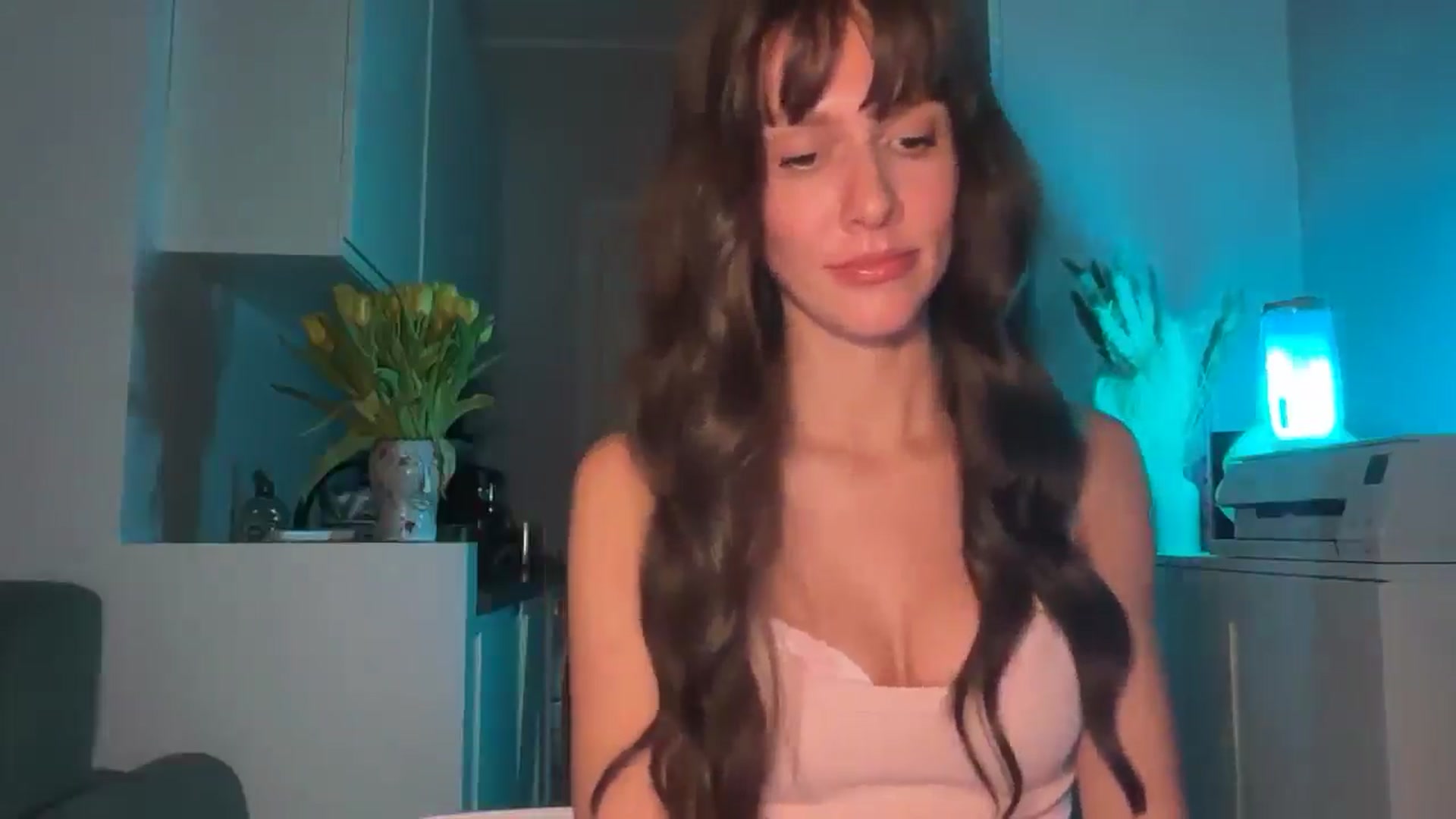 Gallery image thumbnail from Mia_Na's myfreecams stream on, 04/04/2026, 21:17 image 17 of 20