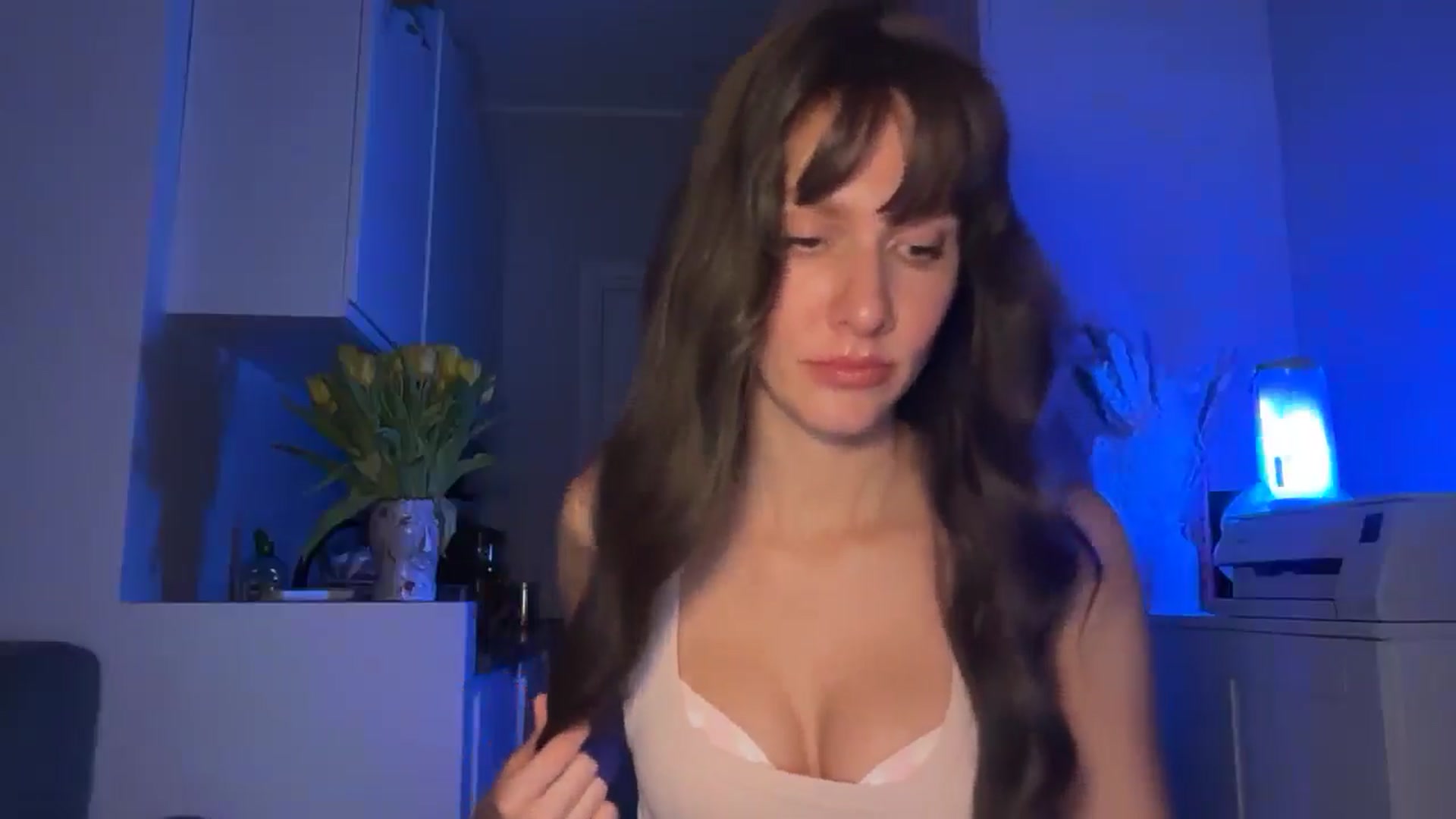 Gallery image thumbnail from Mia_Na's myfreecams stream on, 04/04/2026, 21:17 image 4 of 20