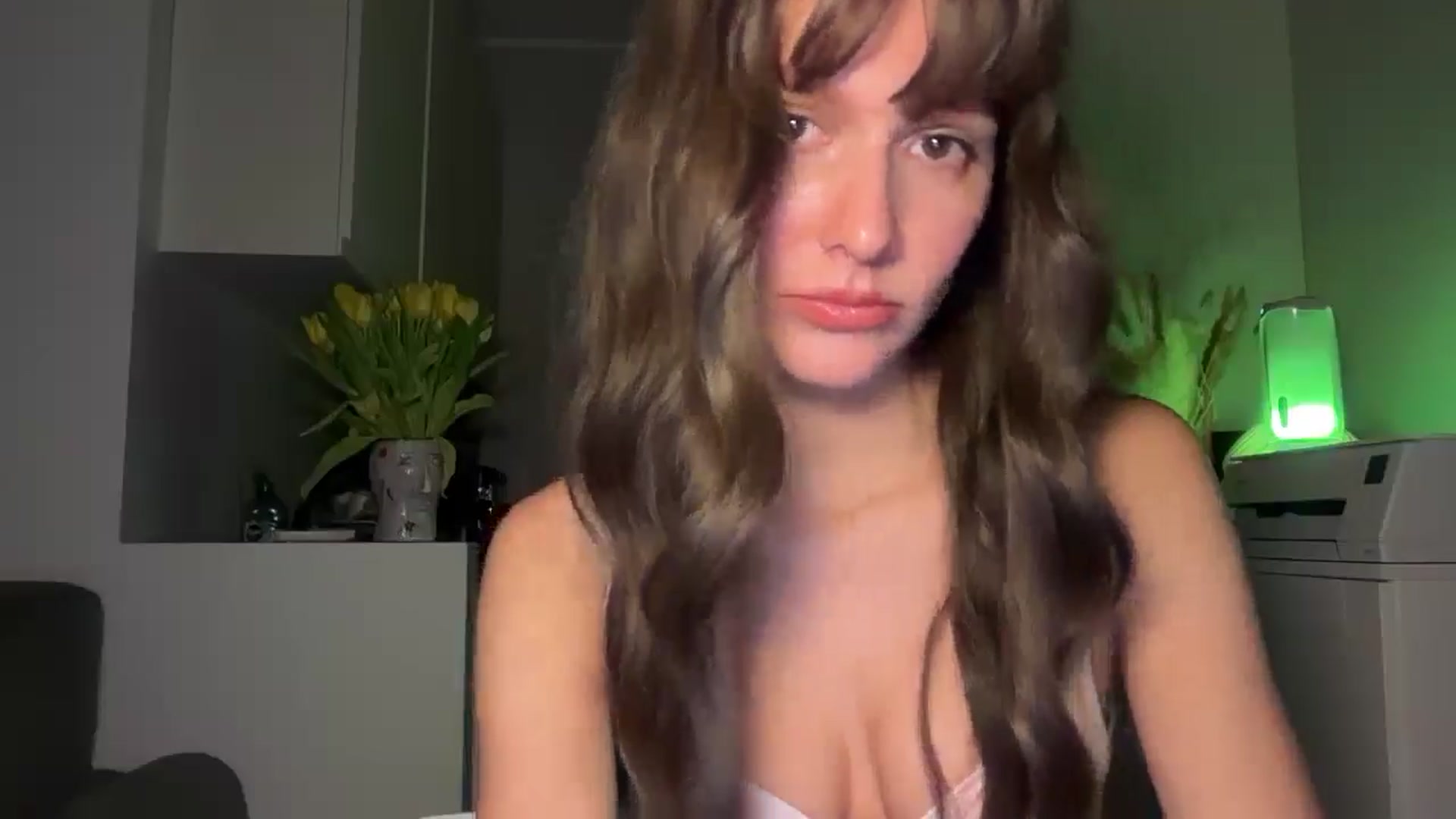 Gallery image thumbnail from Mia_Na's myfreecams stream on, 04/04/2026, 21:17 image 13 of 20