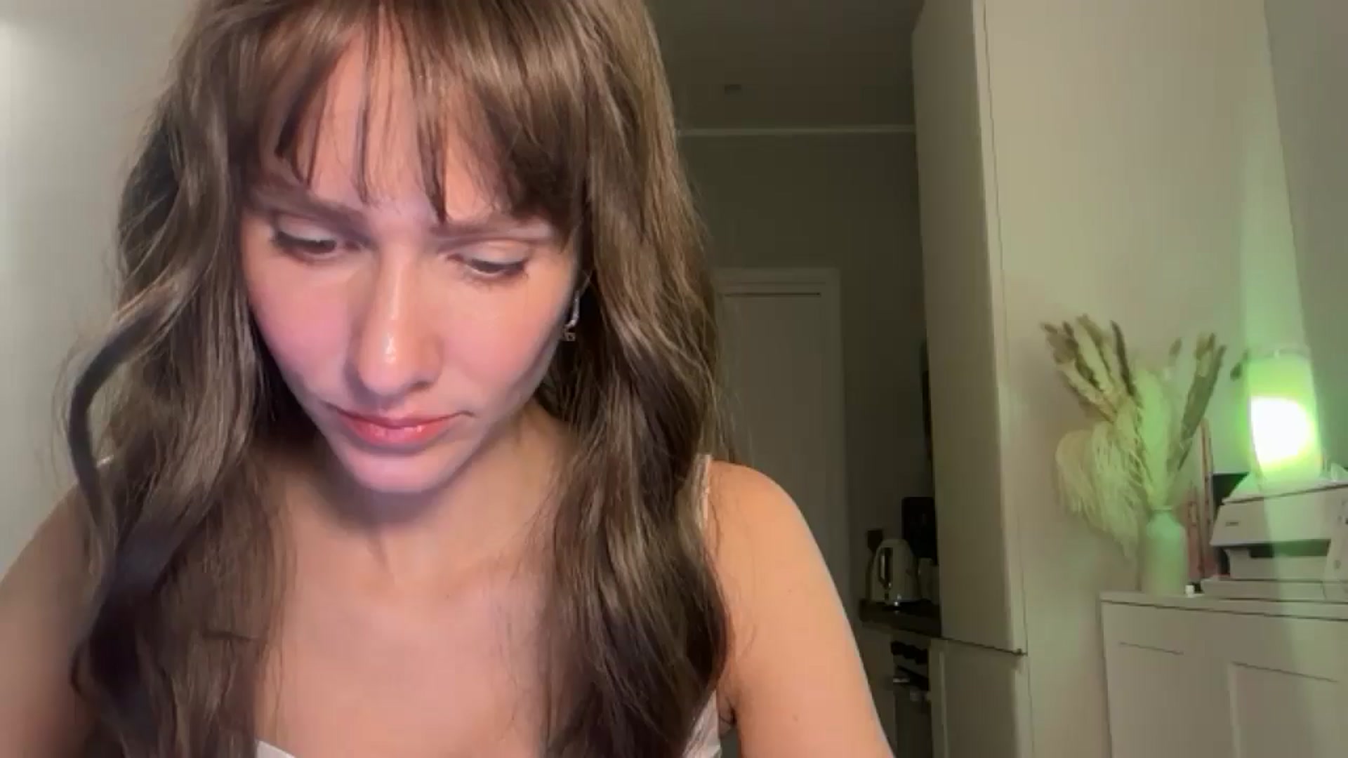 Gallery image thumbnail from Mia_Na's myfreecams stream on, 04/11/2026, 22:41 image 14 of 20